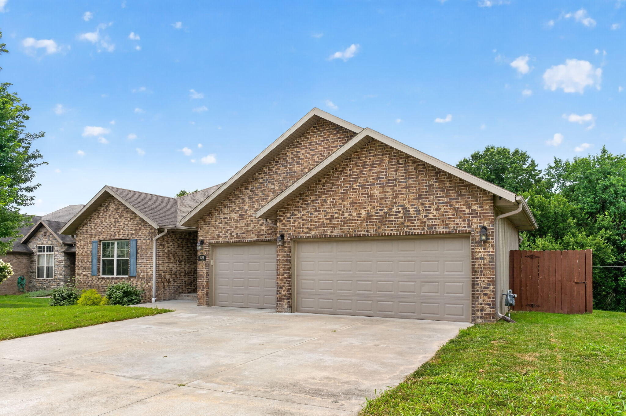 831 North Grapevine Road Property Photo 3