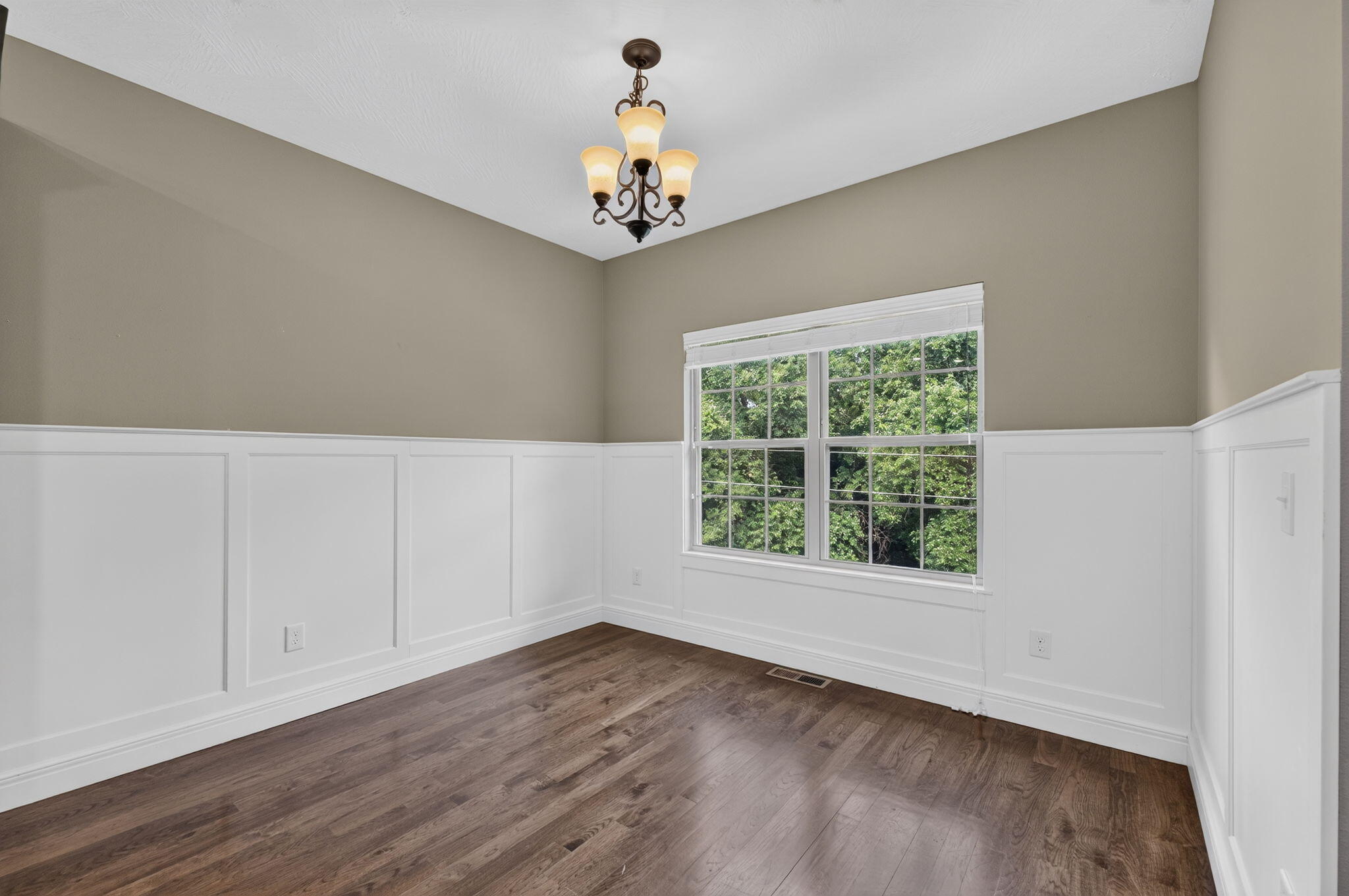 831 North Grapevine Road Property Photo 16
