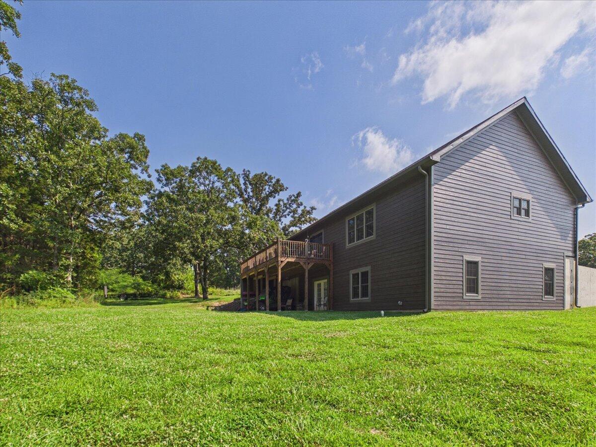 513 Primrose Lane Property Photo 4