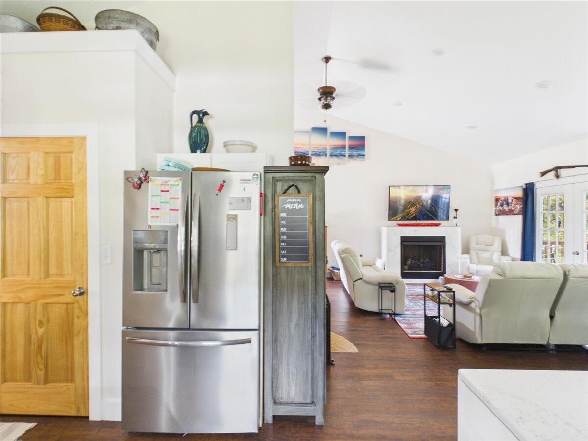 513 Primrose Lane Property Photo 15