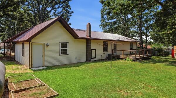 651 Plainview Drive Property Photo 4