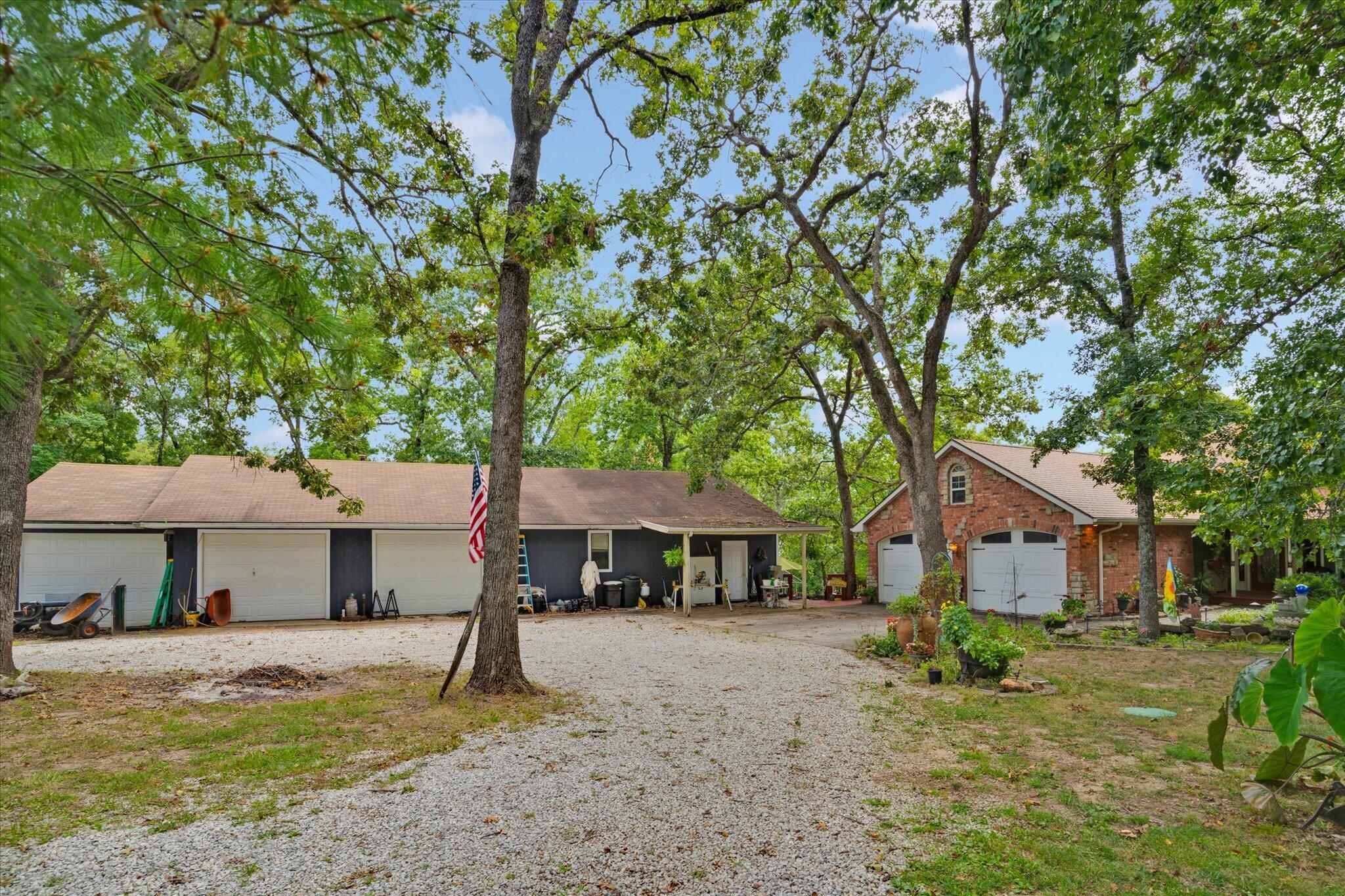 21341 Dogwood Lane Property Photo 4