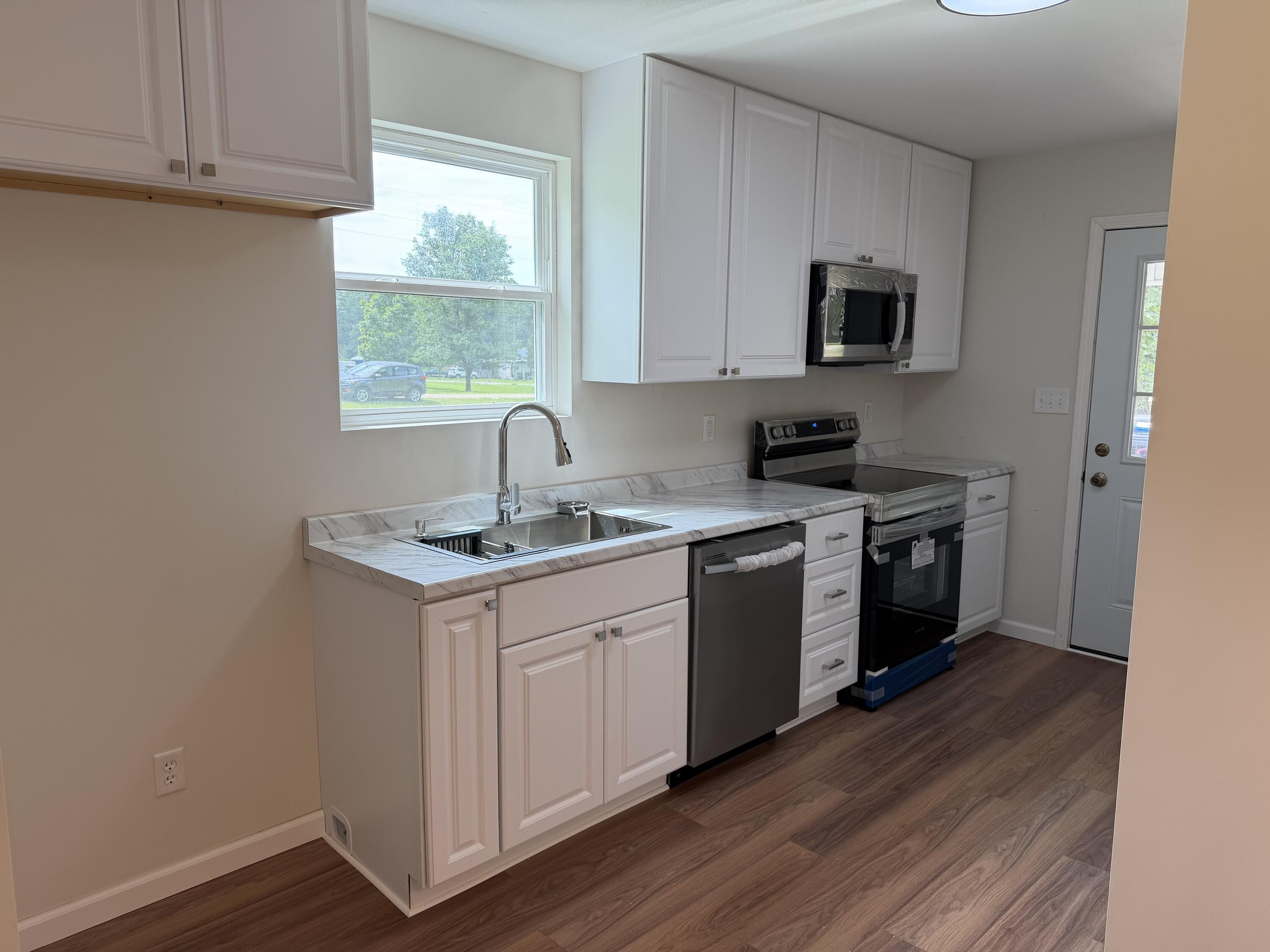 7282 Private Road 1830 Property Photo 6