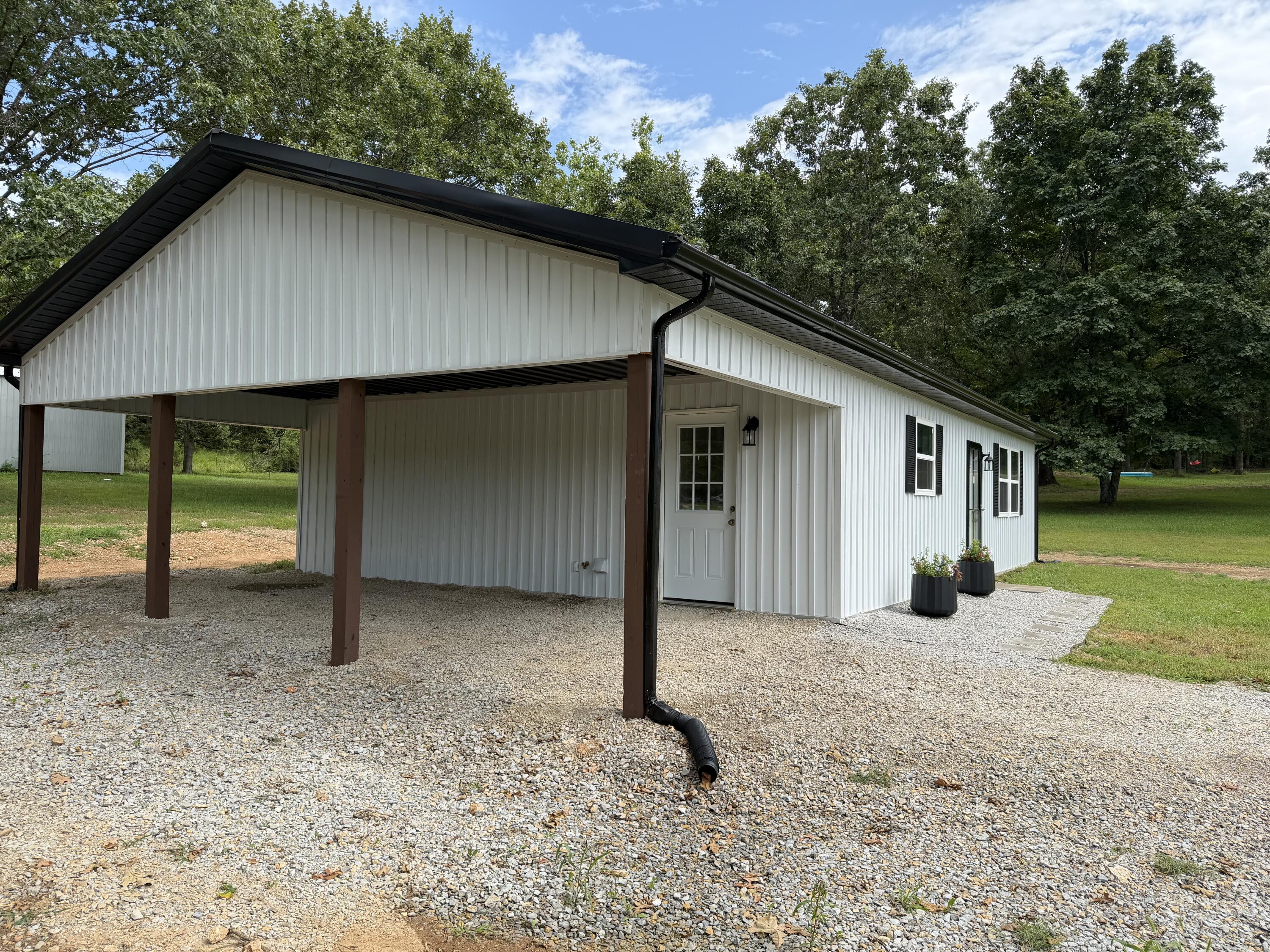 7282 Private Road 1830 Property Photo 28
