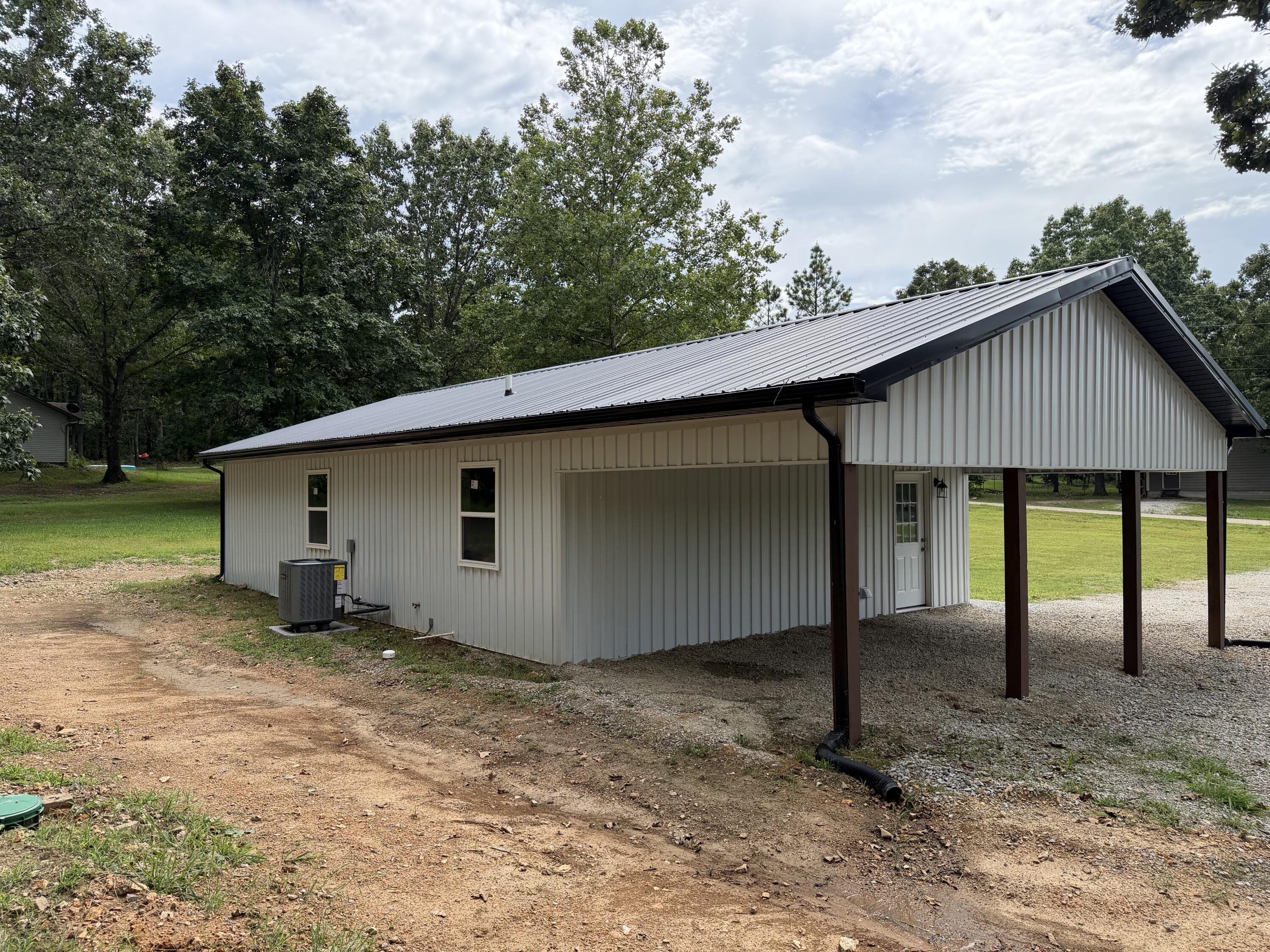 7282 Private Road 1830 Property Photo 32
