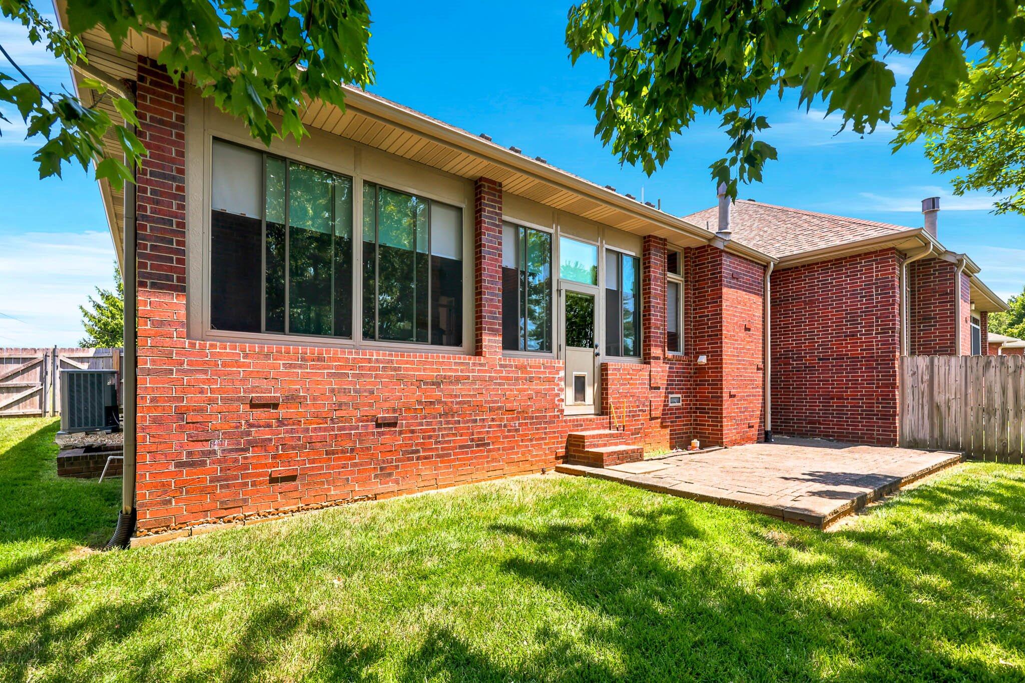 3239 South Kickapoo Avenue Property Photo 25