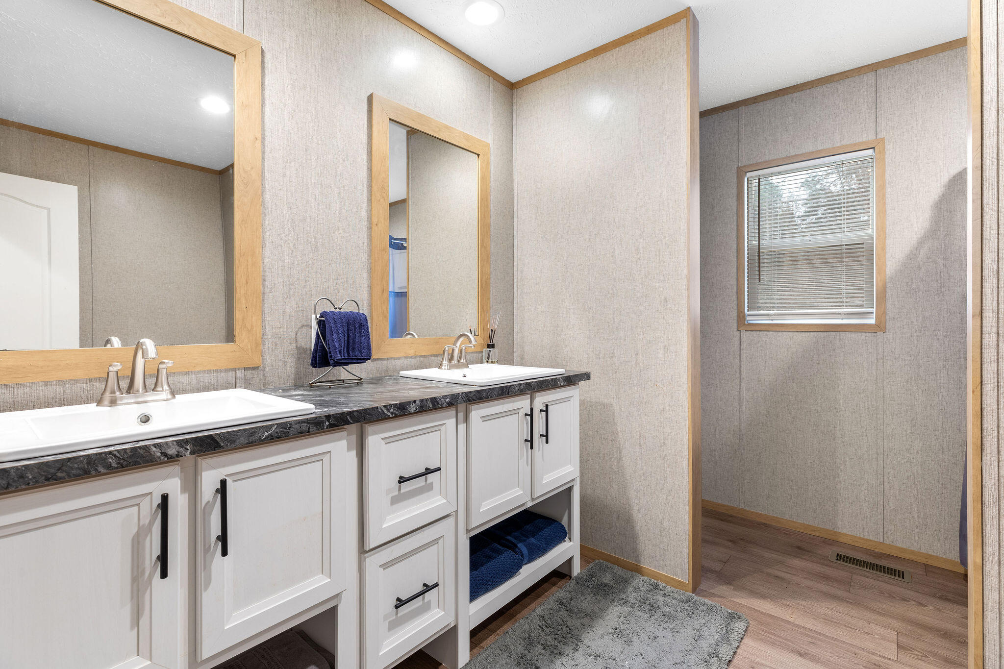 60329864 Property Photo 14