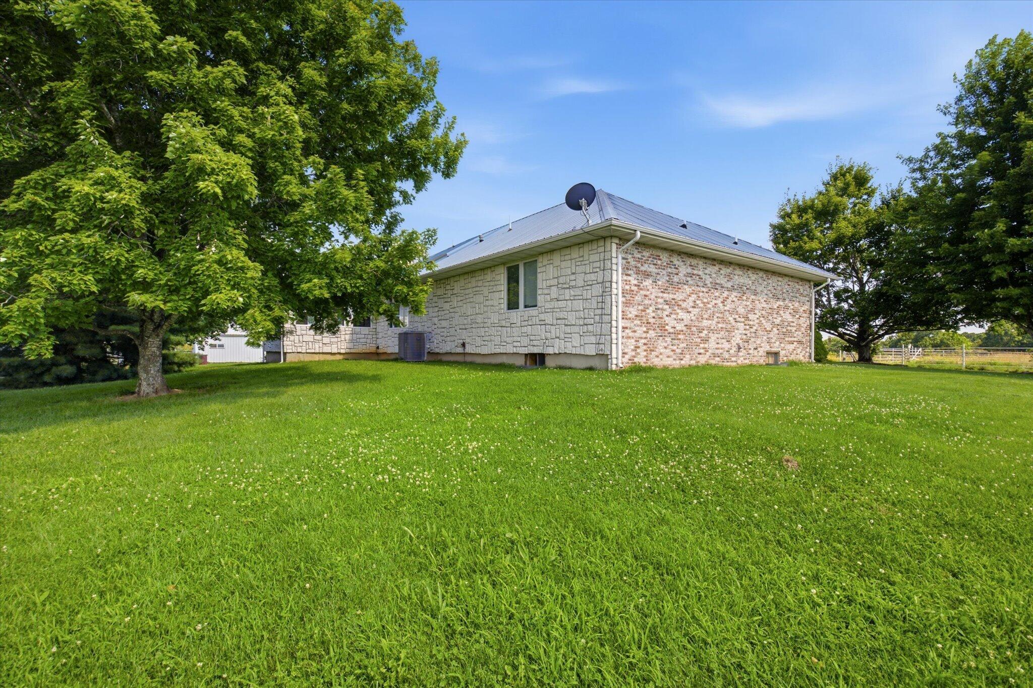 2620 Highway F Property Photo 51