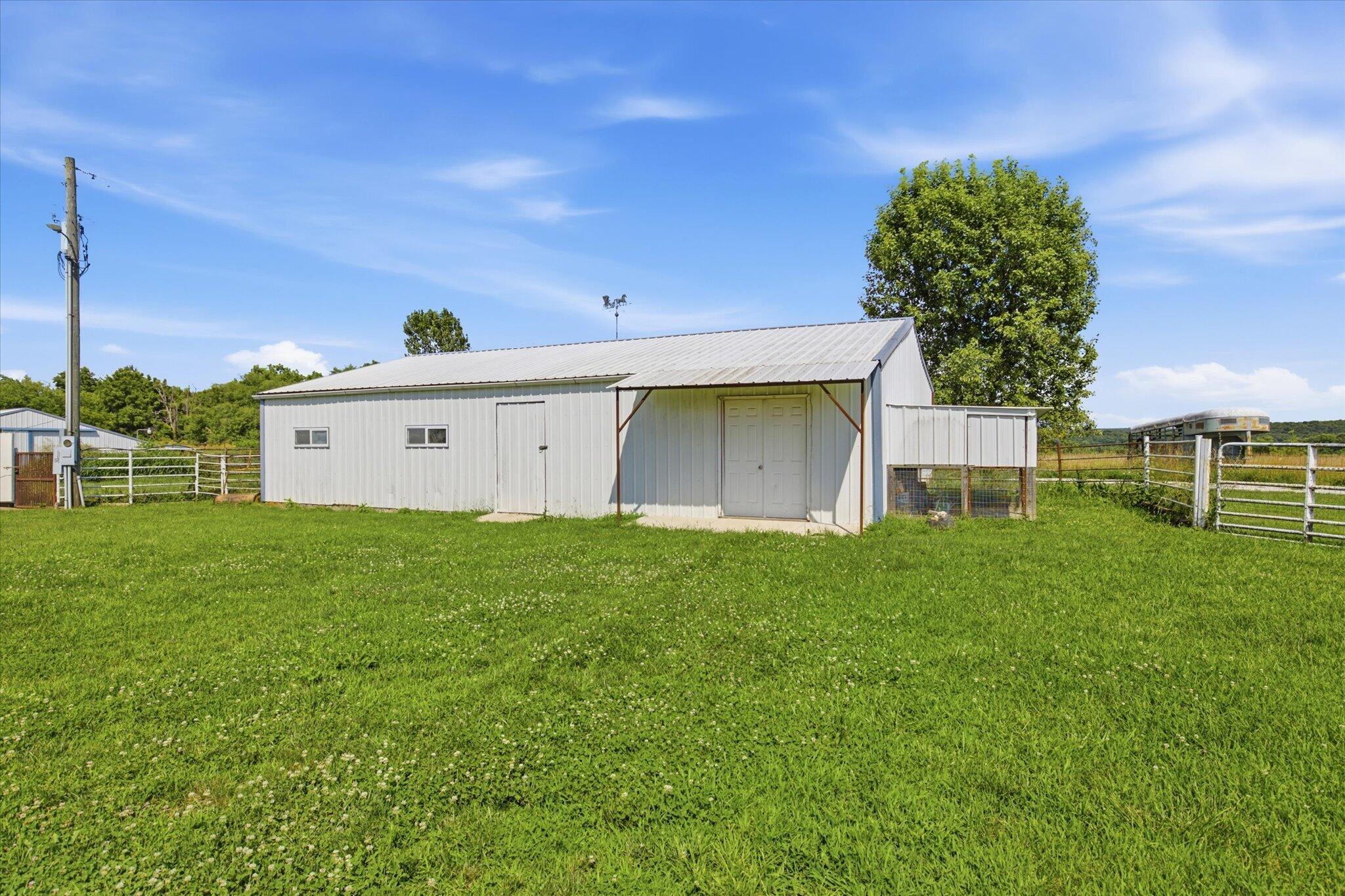 2620 Highway F Property Photo 54