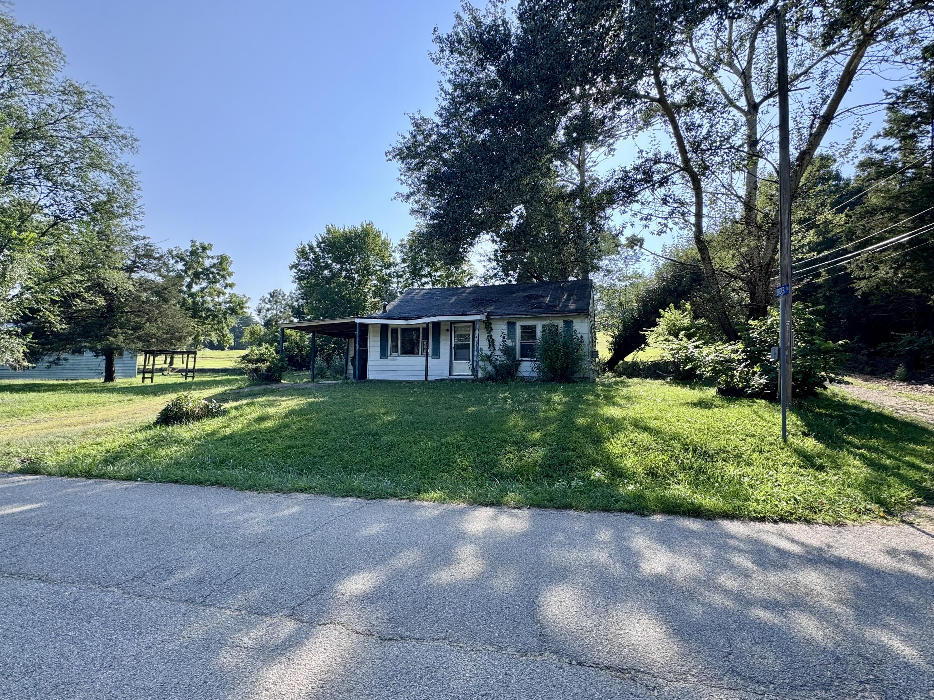 1019 Chestnut Avenue Property Photo 1