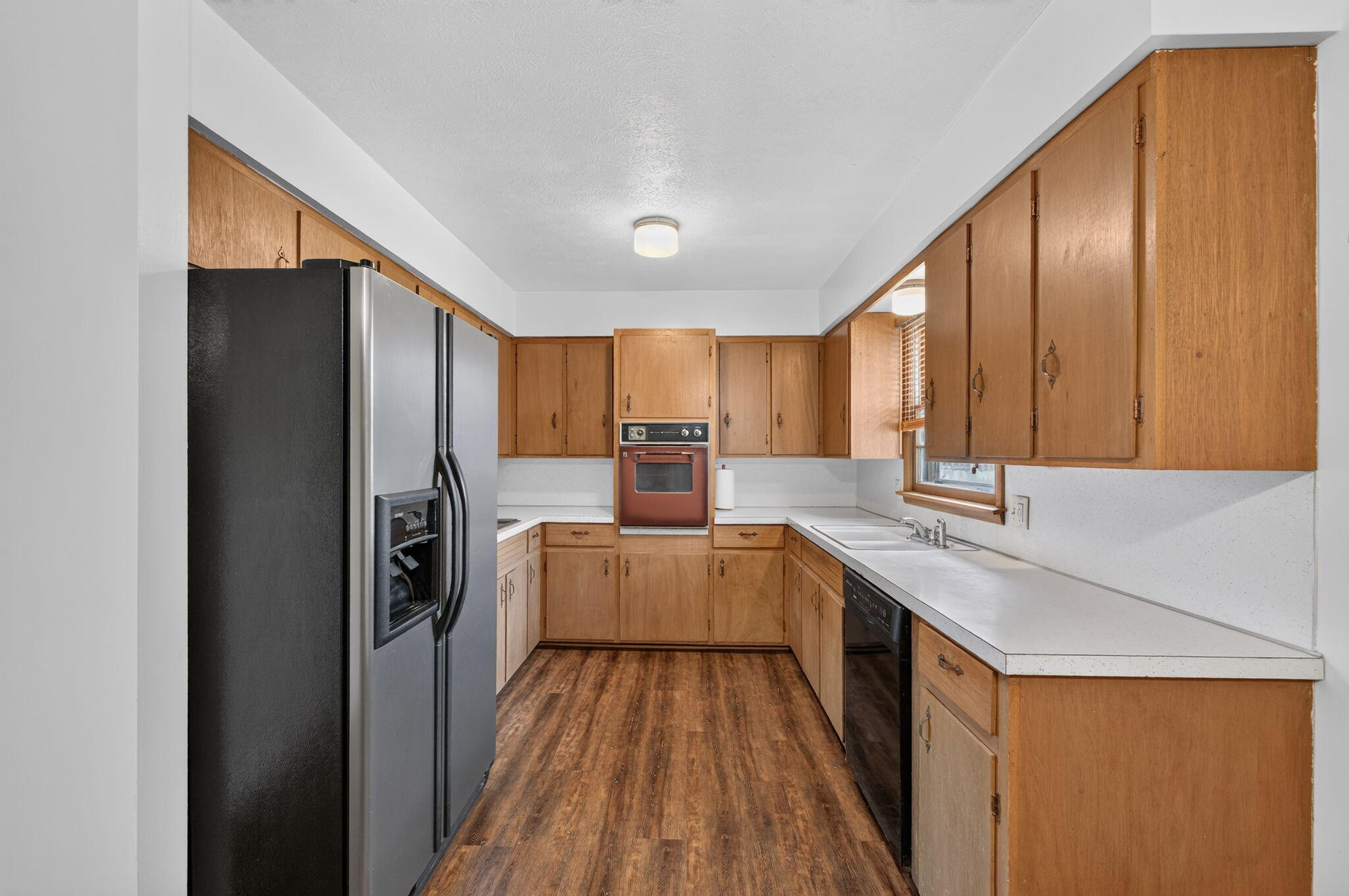 1124 South Bruce Avenue Property Photo 9