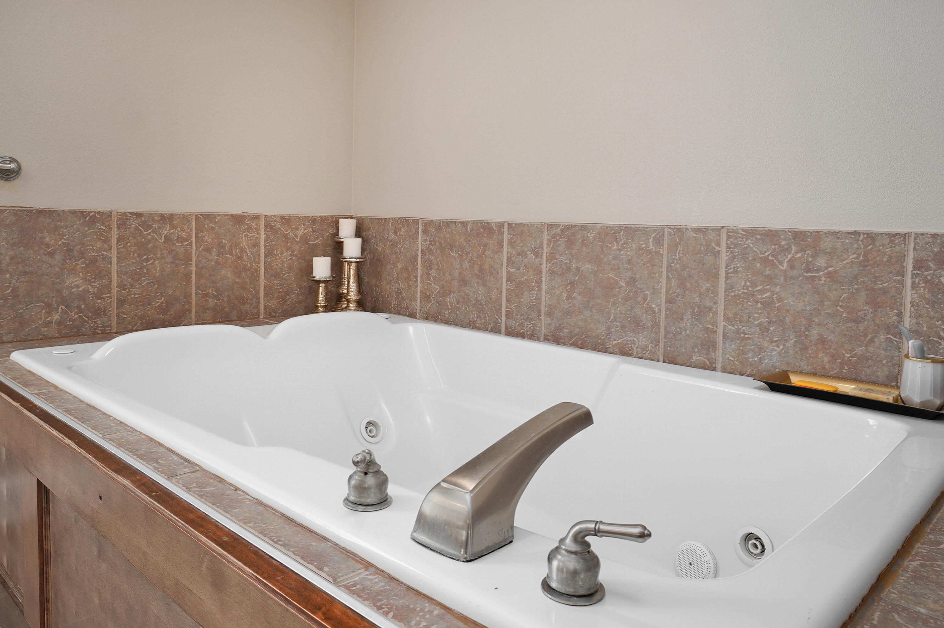 13735 Lawrence 1155 Property Photo 28