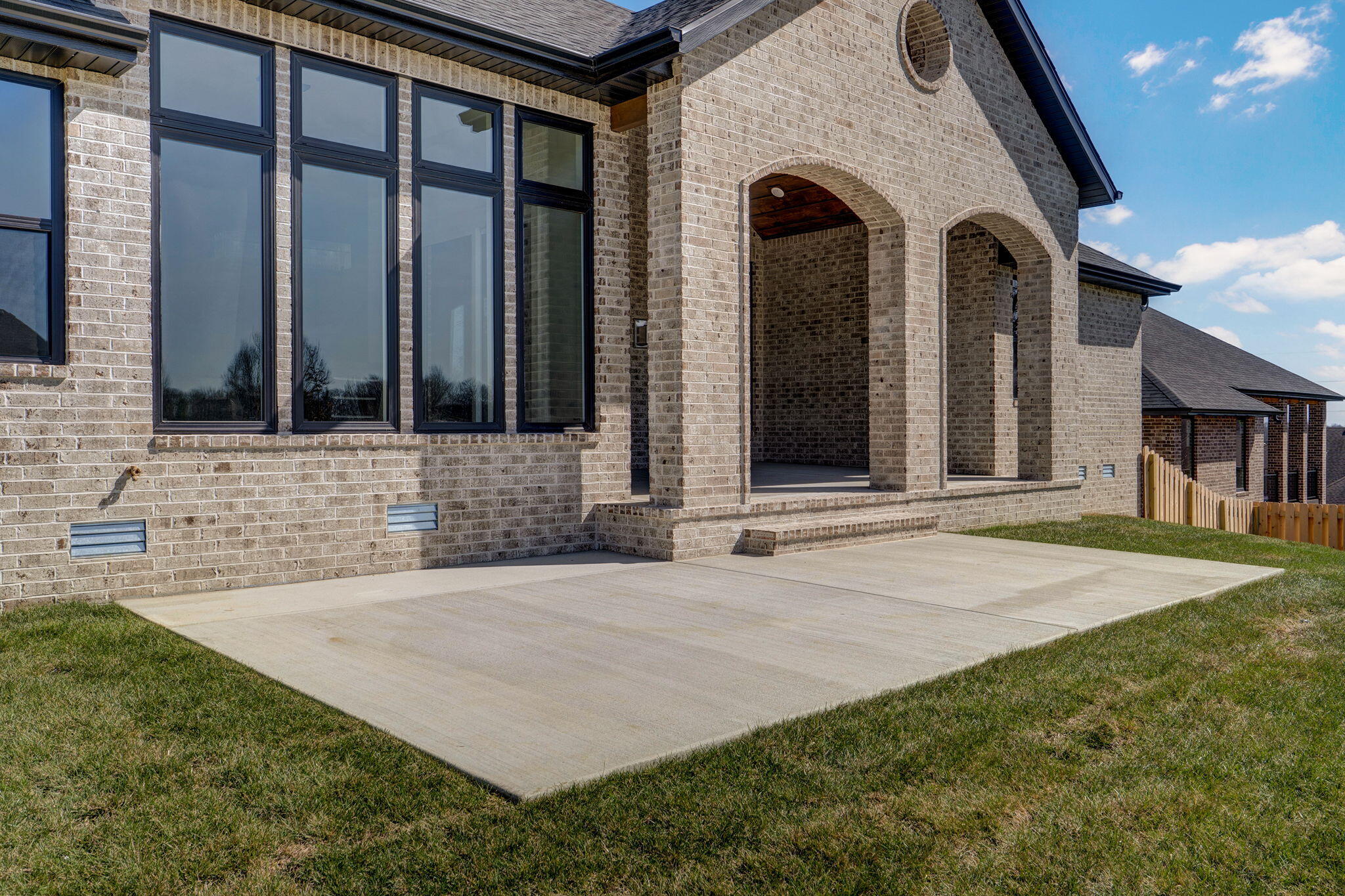 2023 North Silver Charm Avenue Property Photo 38