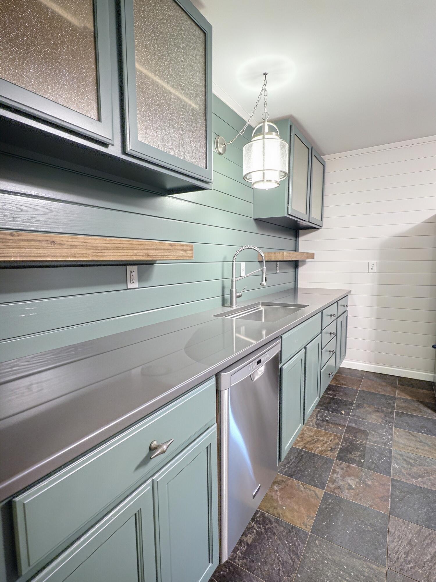 255 Bass Rock Drive Property Photo 13