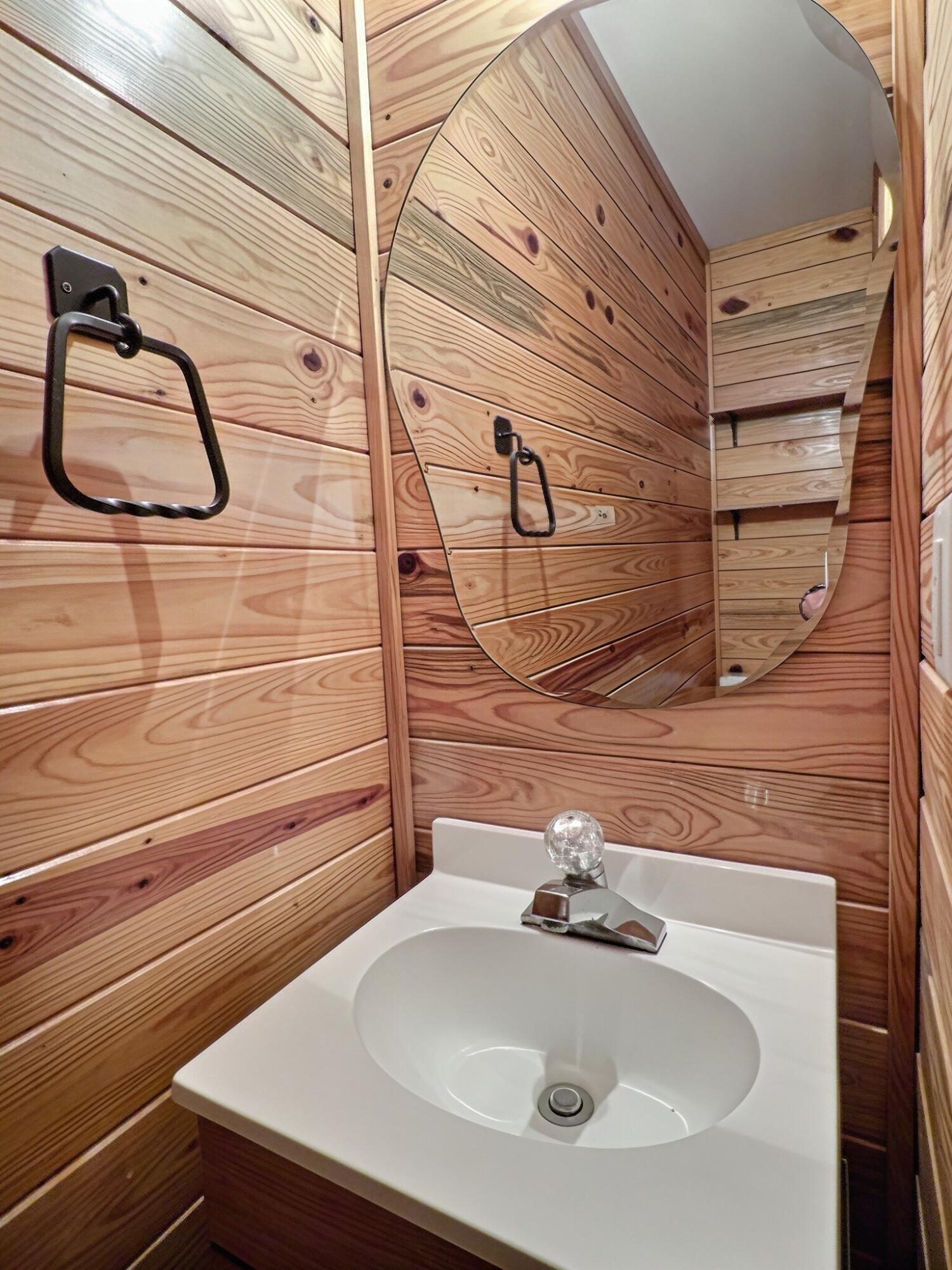 255 Bass Rock Drive Property Photo 19