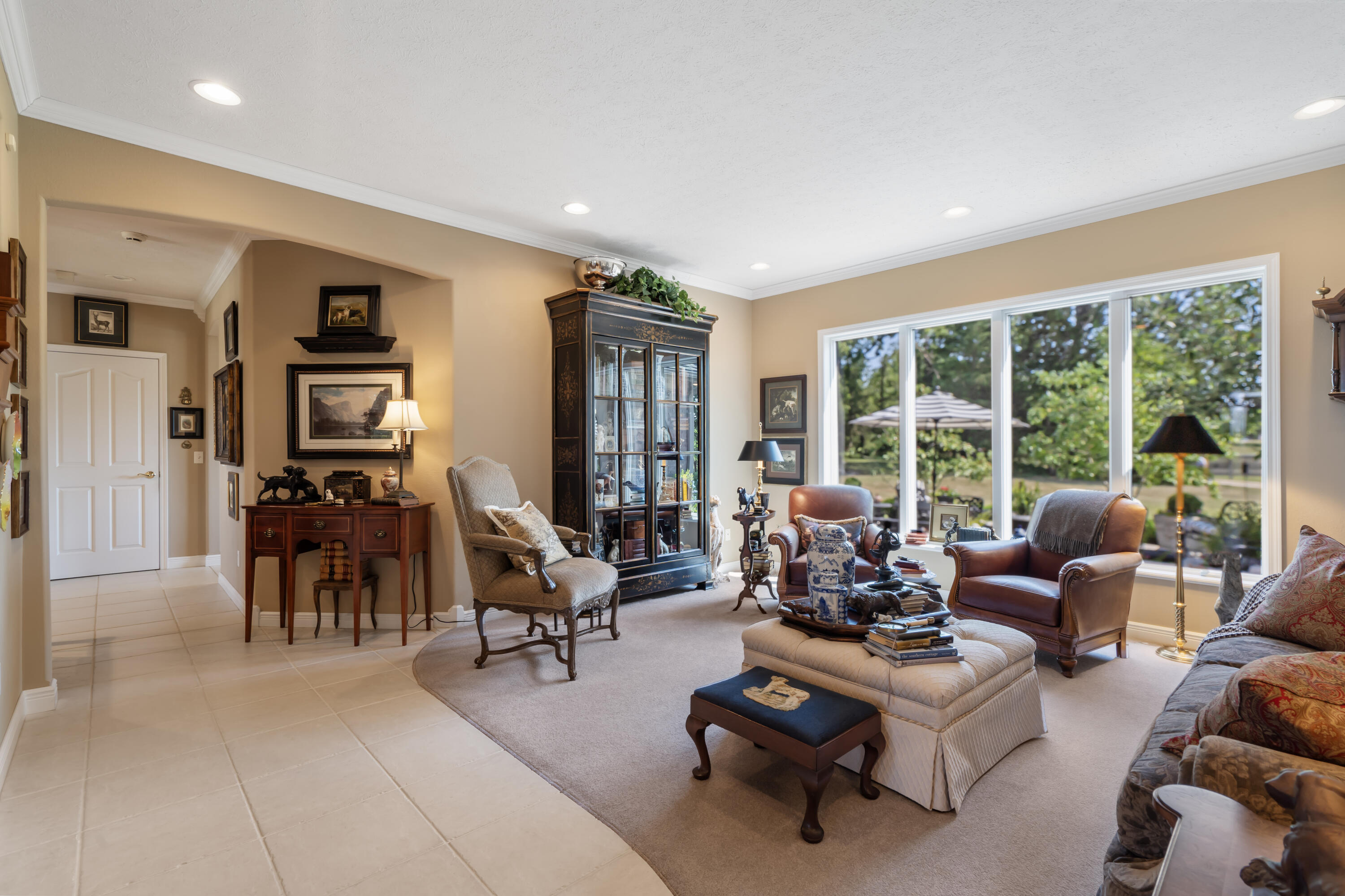 26152 Us-54 Property Photo 12