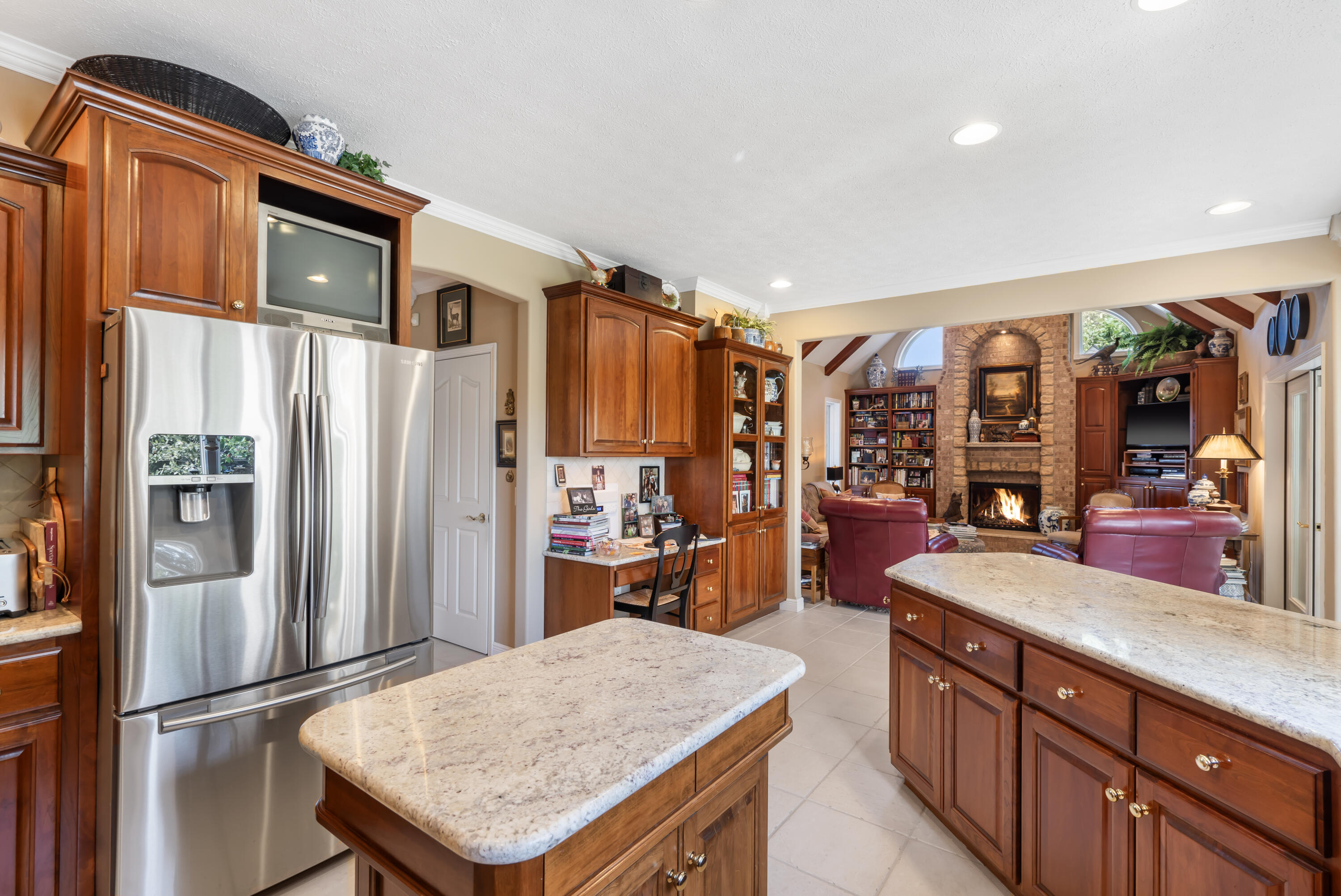 26152 Us-54 Property Photo 23