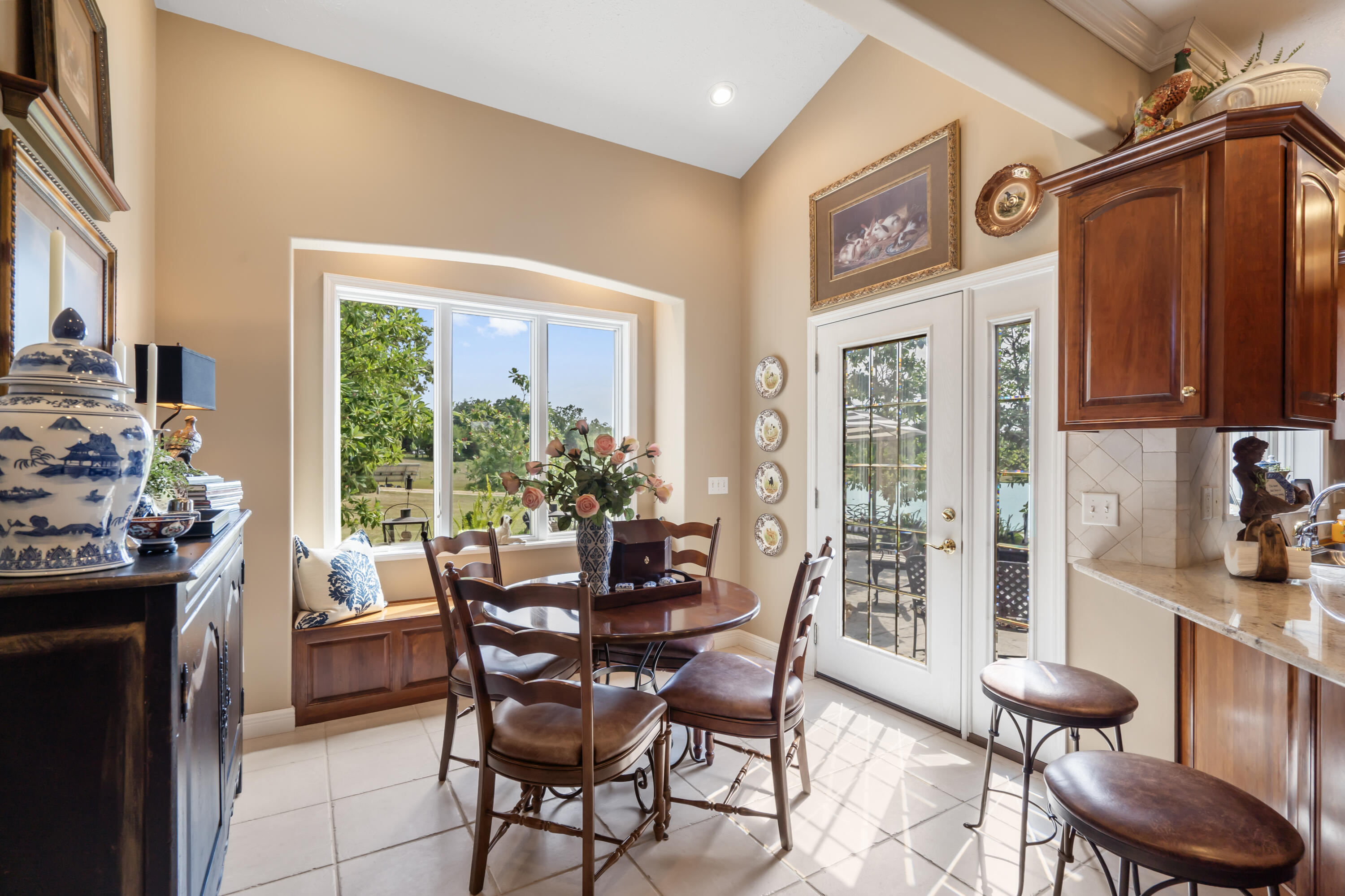 26152 Us-54 Property Photo 24
