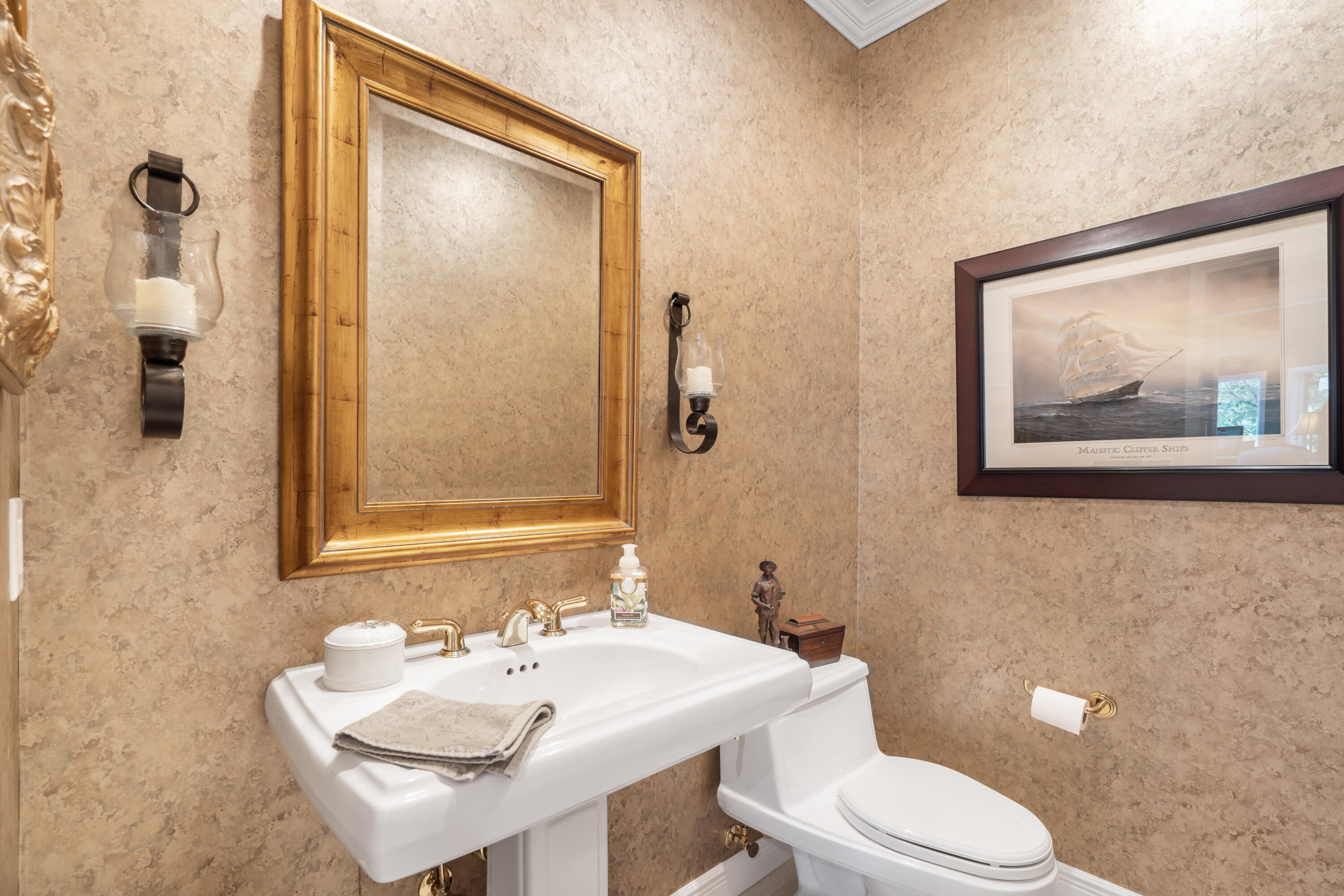 26152 Us-54 Property Photo 28