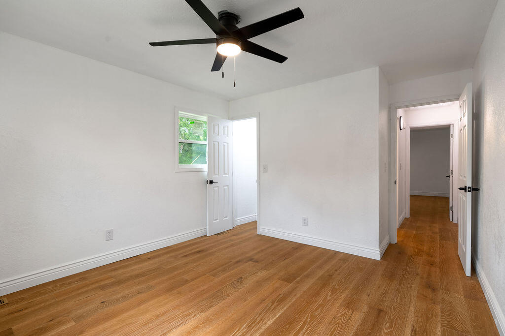 3235 Ozark Street Property Photo 12