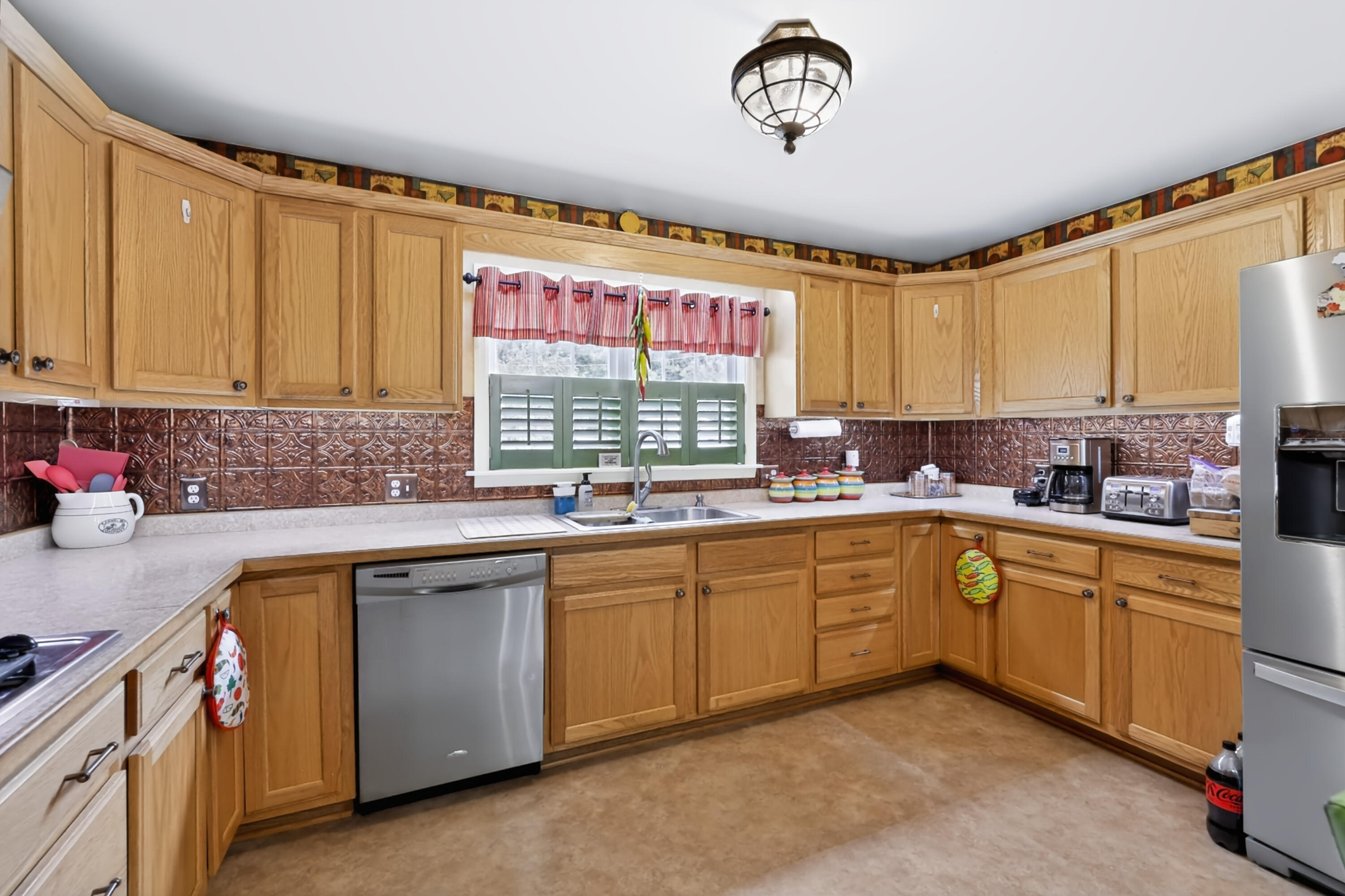 101 Third Street Property Photo 6
