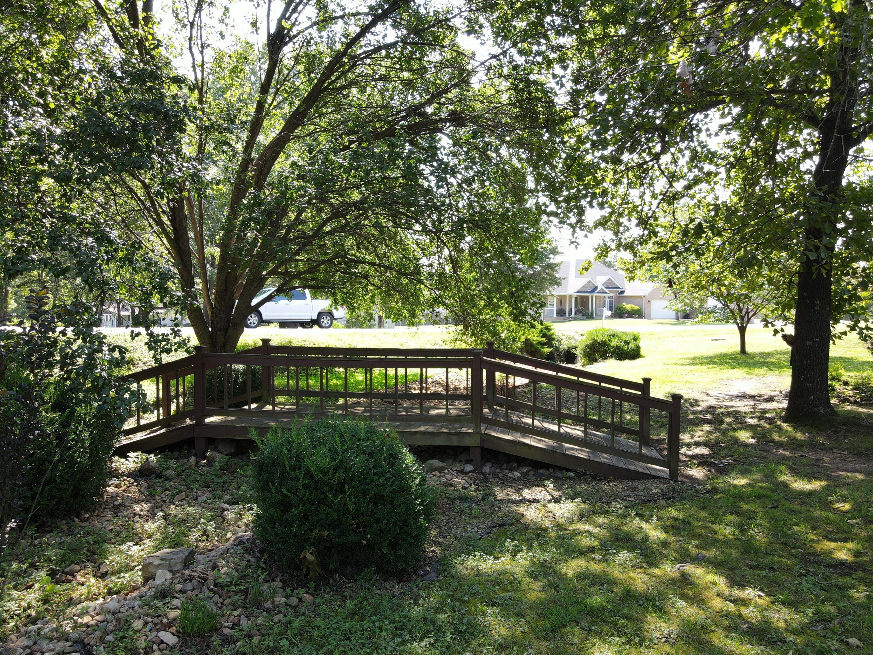 405 Covey Drive Property Photo 15