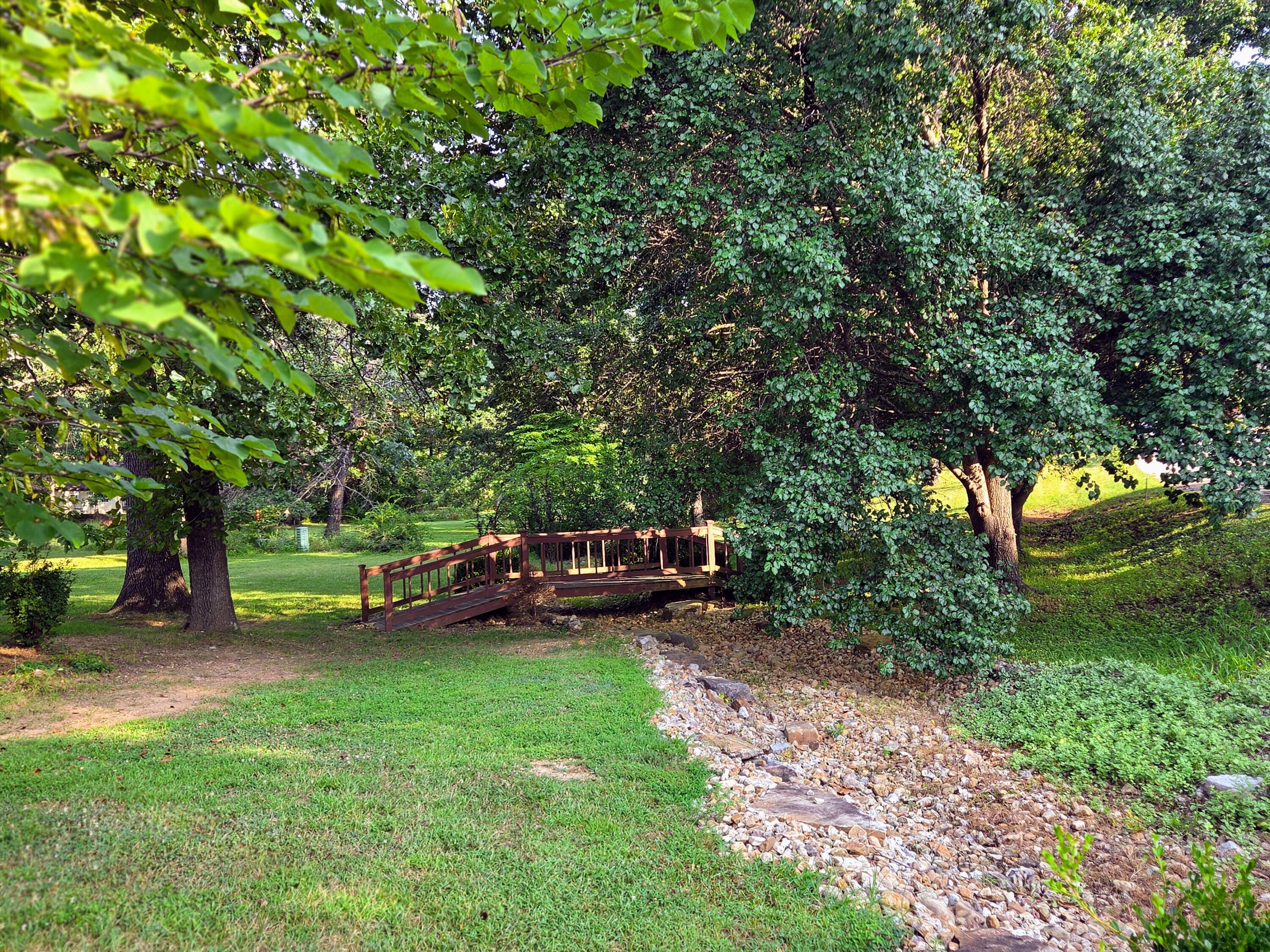405 Covey Drive Property Photo 26