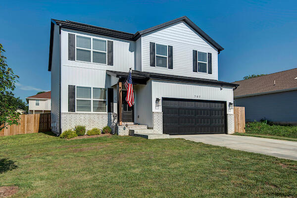 797 Hoffman Hills Boulevard Property Photo 1