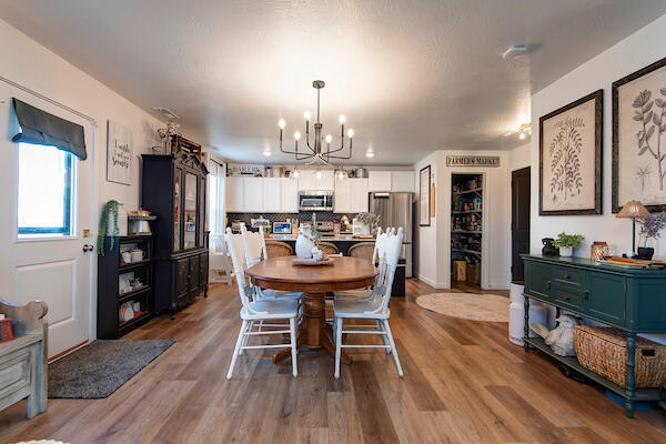 797 Hoffman Hills Boulevard Property Photo 8