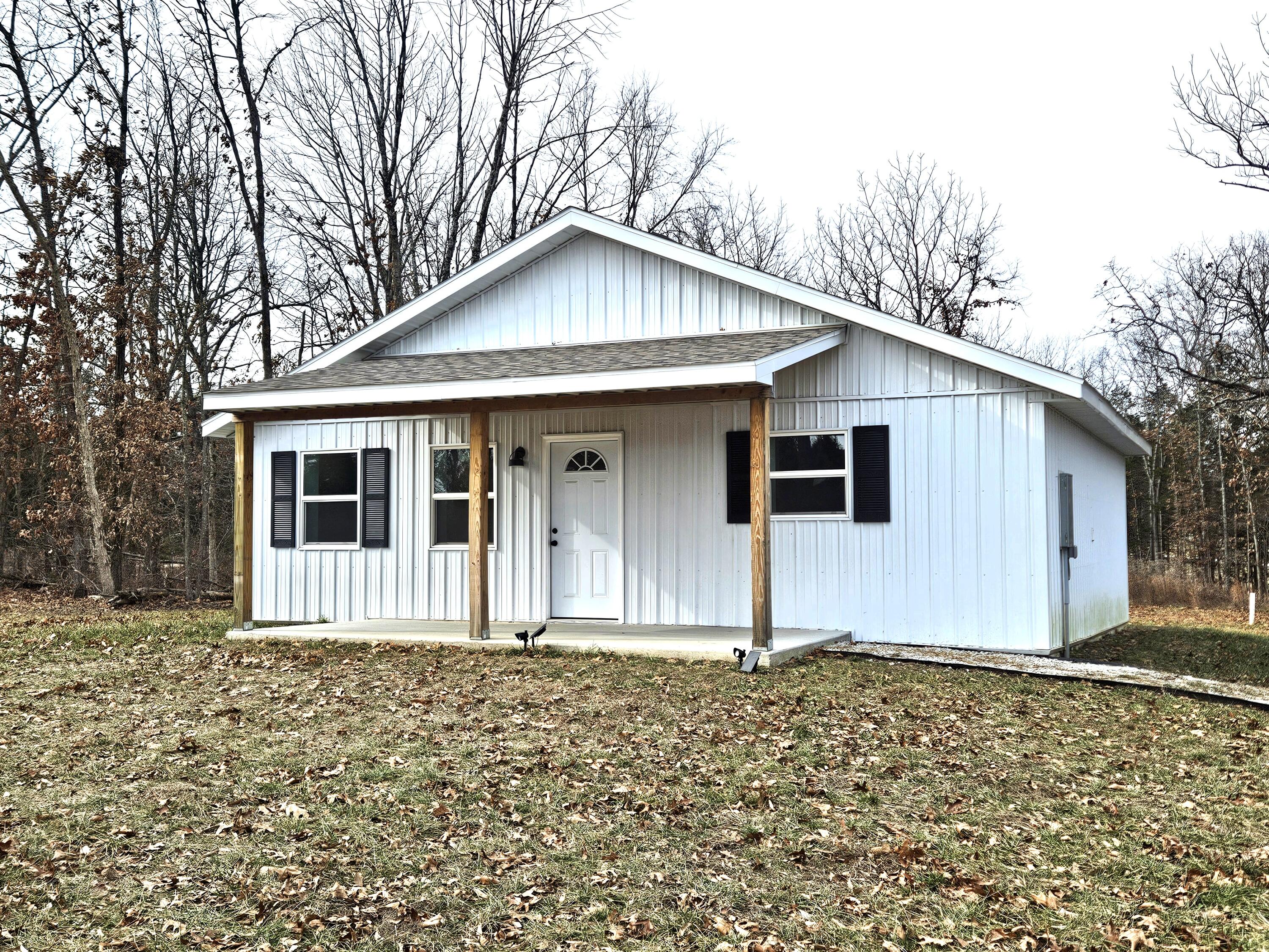 20519 State Highway H Property Photo 1