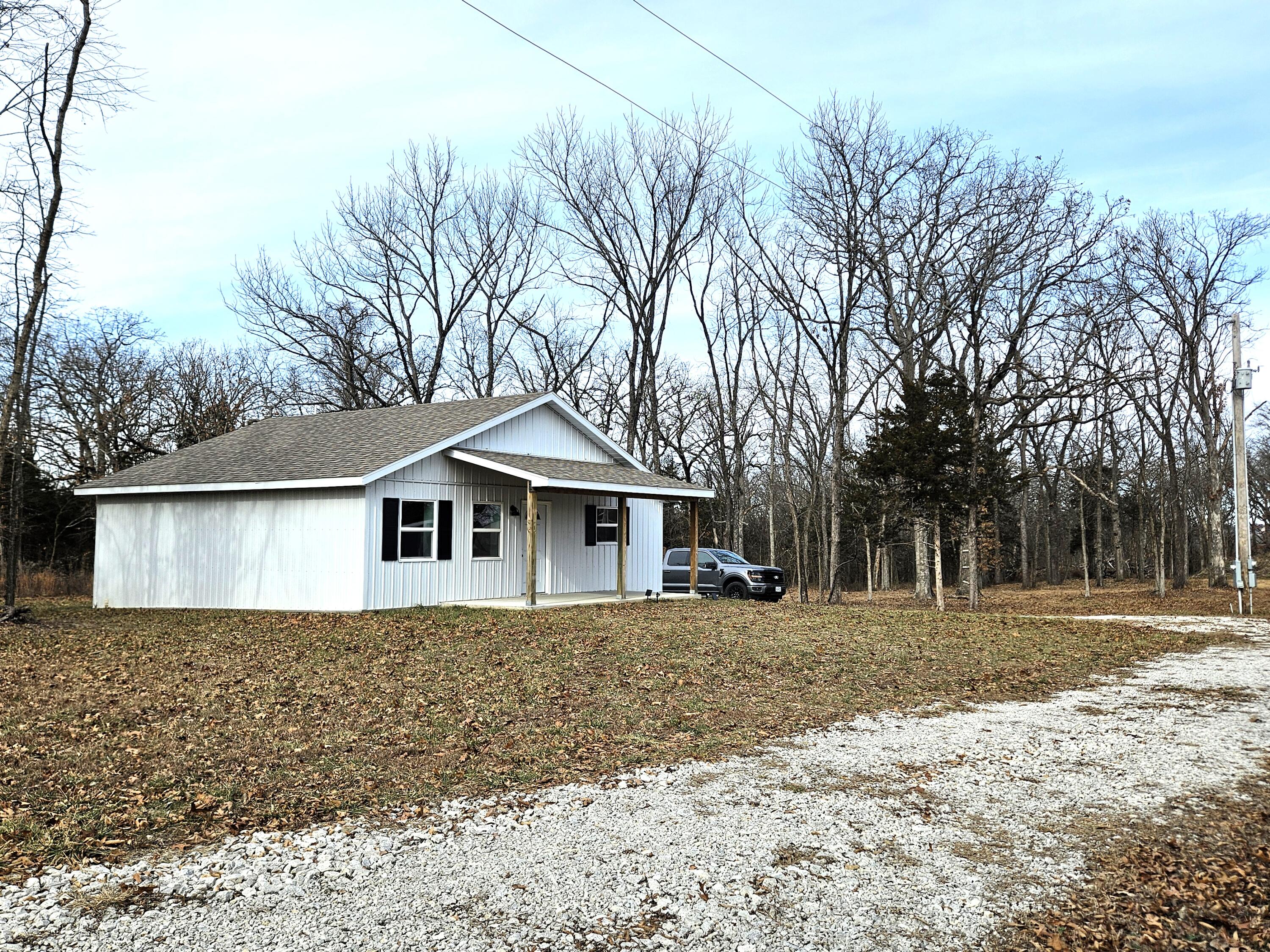 20519 State Highway H Property Photo 5