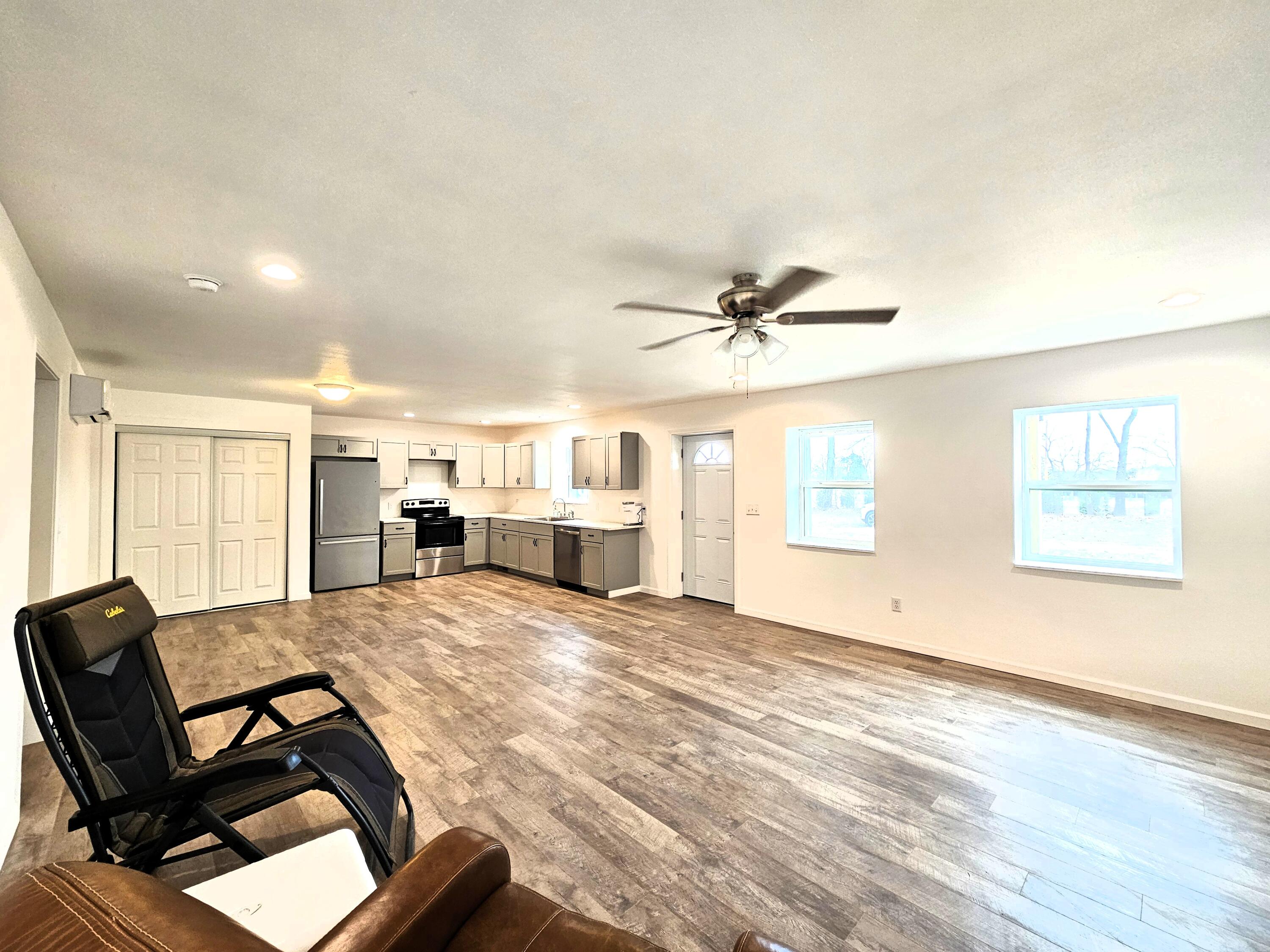 20519 State Highway H Property Photo 8