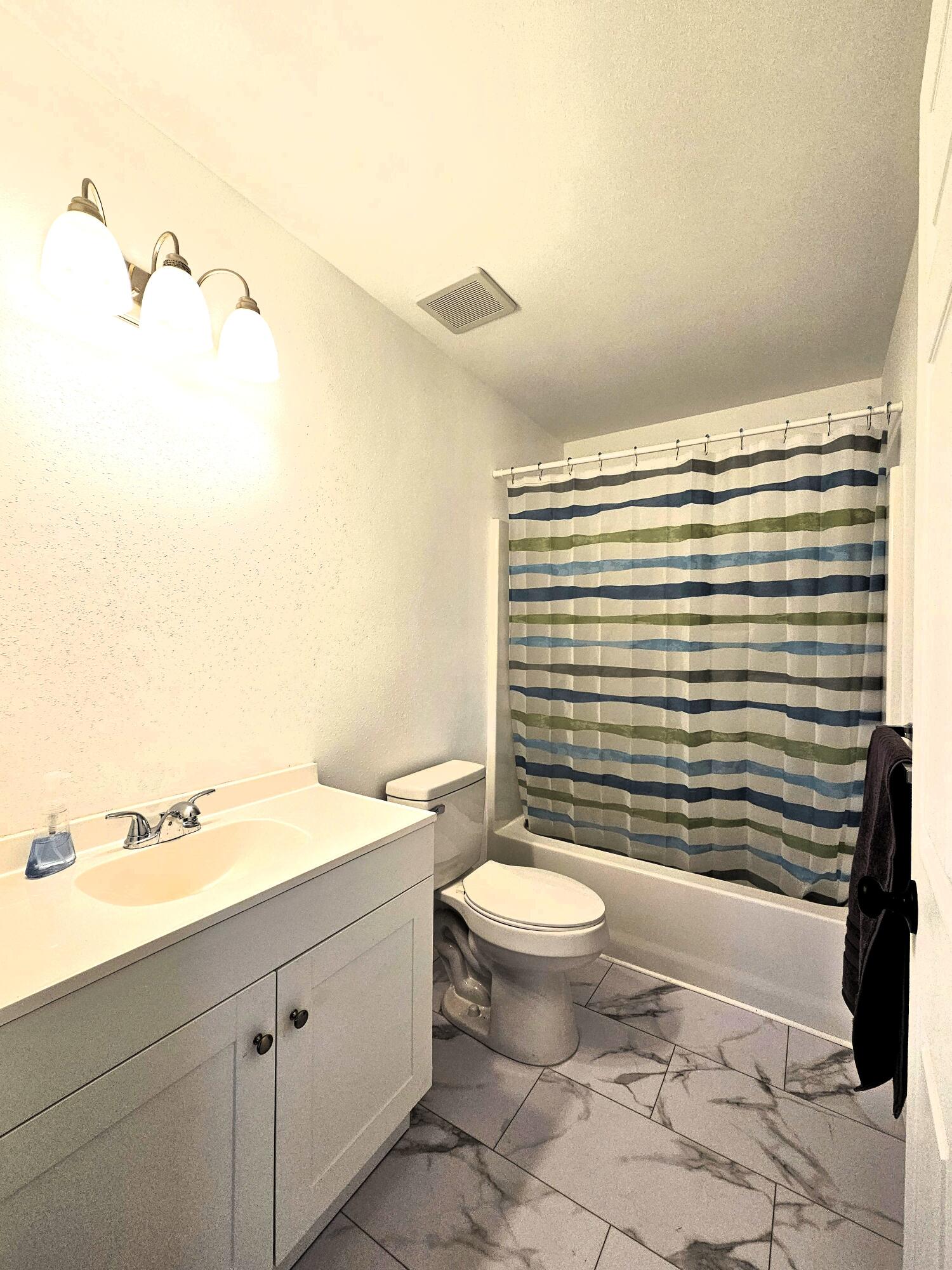 20519 State Highway H Property Photo 17