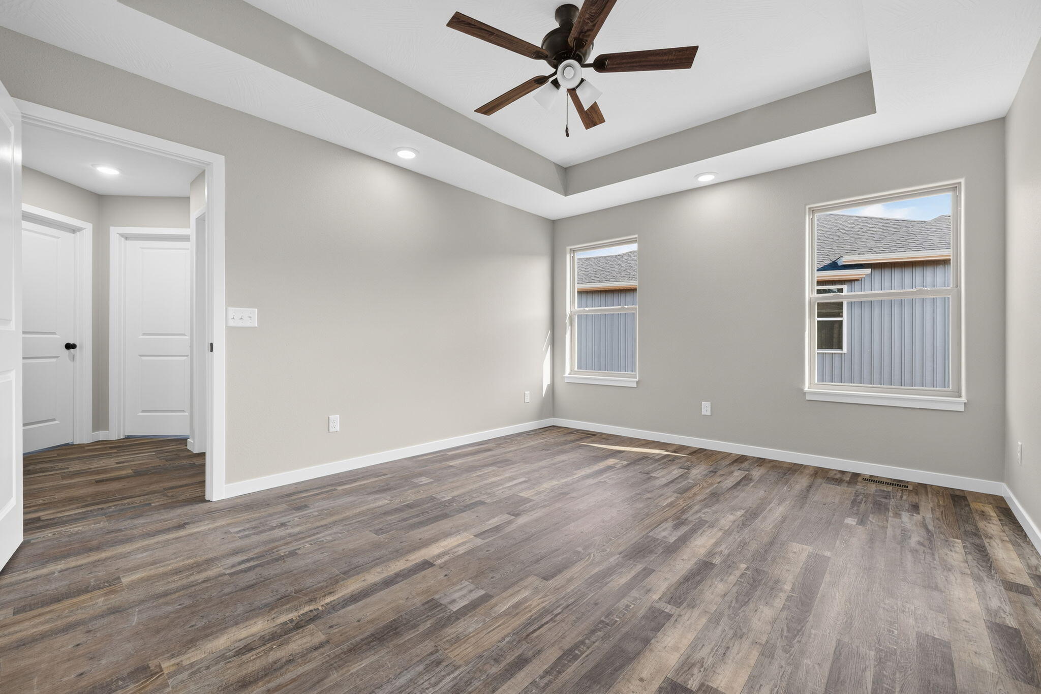 421 Beavertail Road Property Photo 13