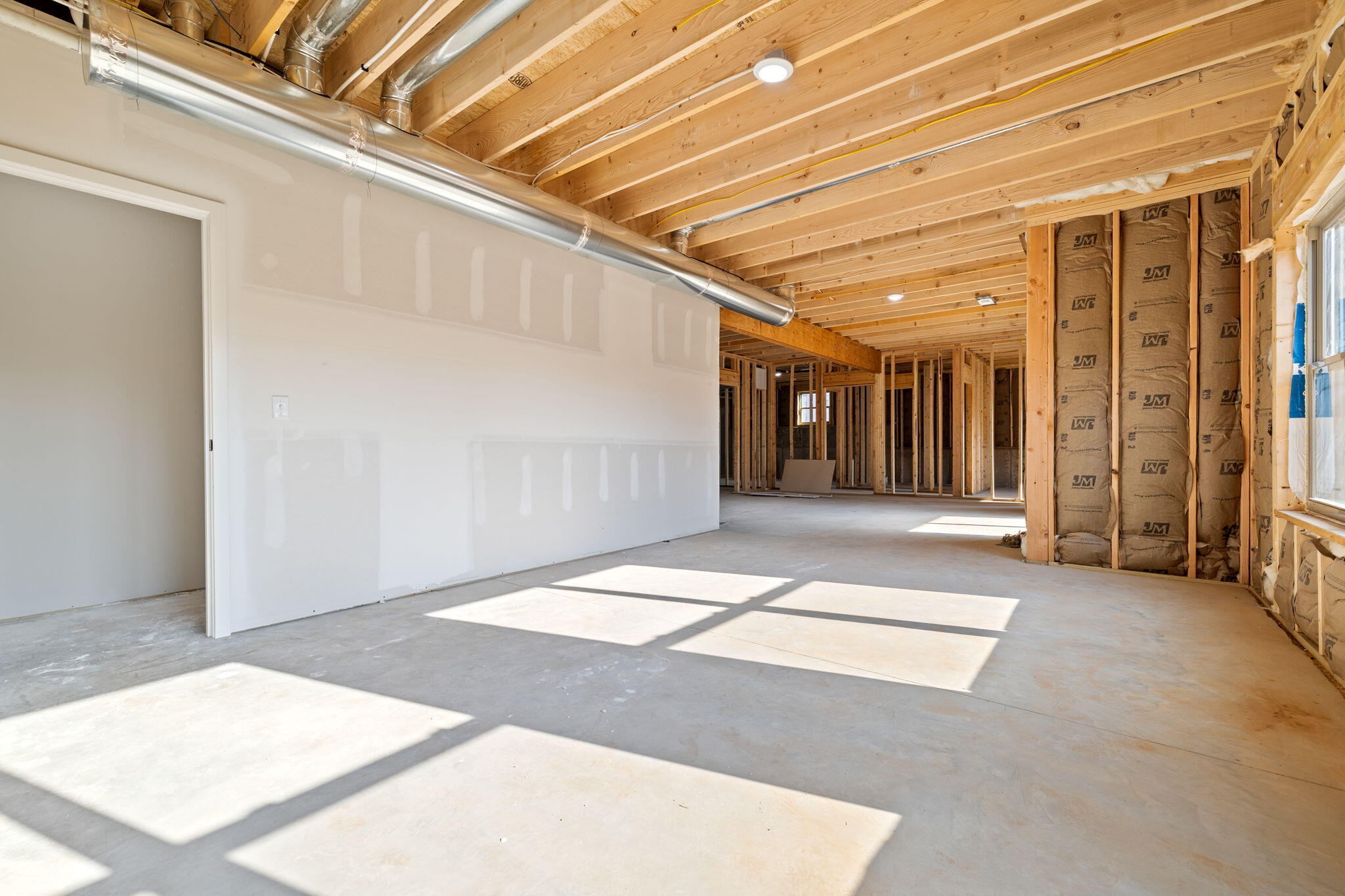 421 Beavertail Road Property Photo 29