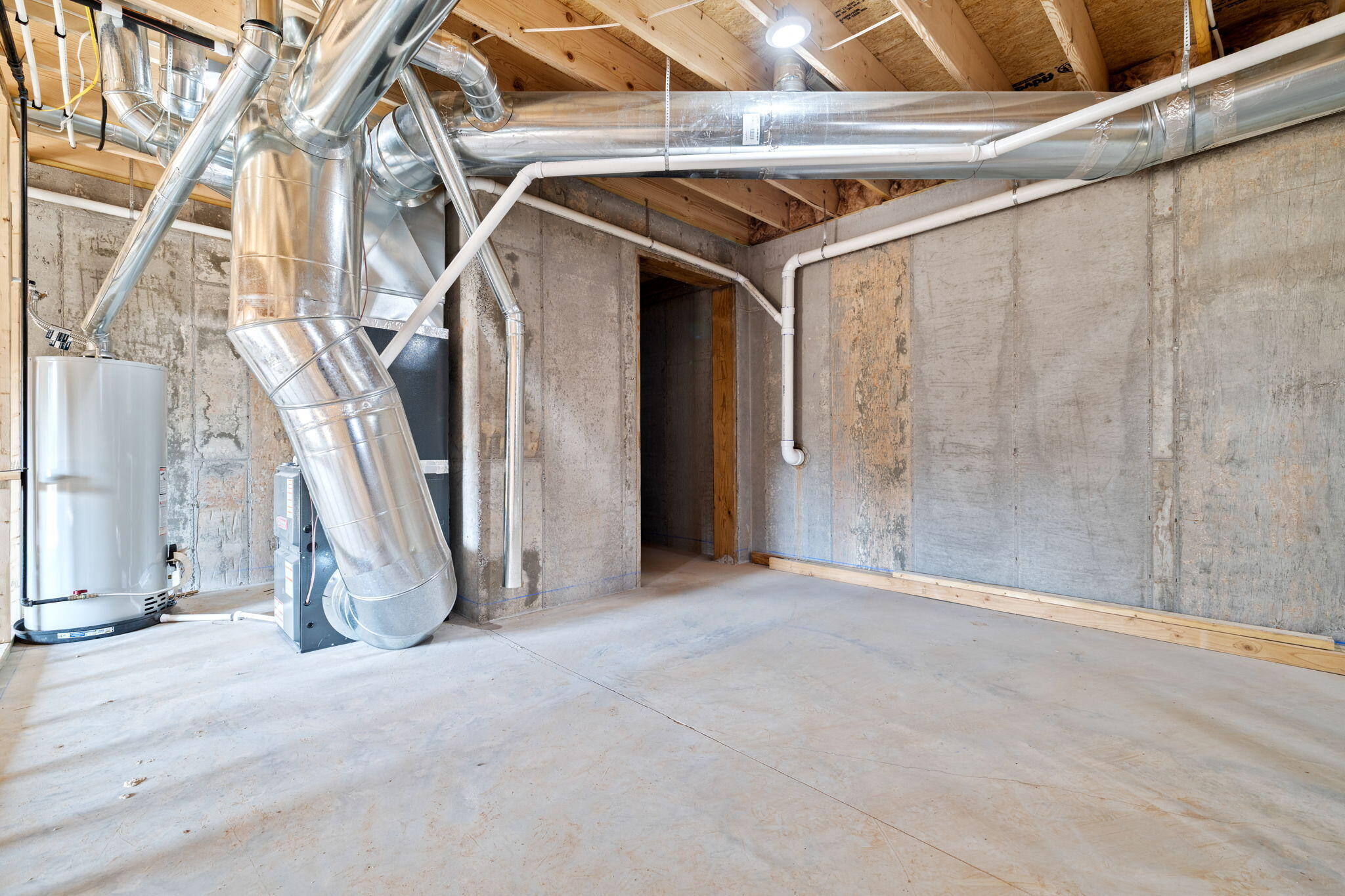 421 Beavertail Road Property Photo 31