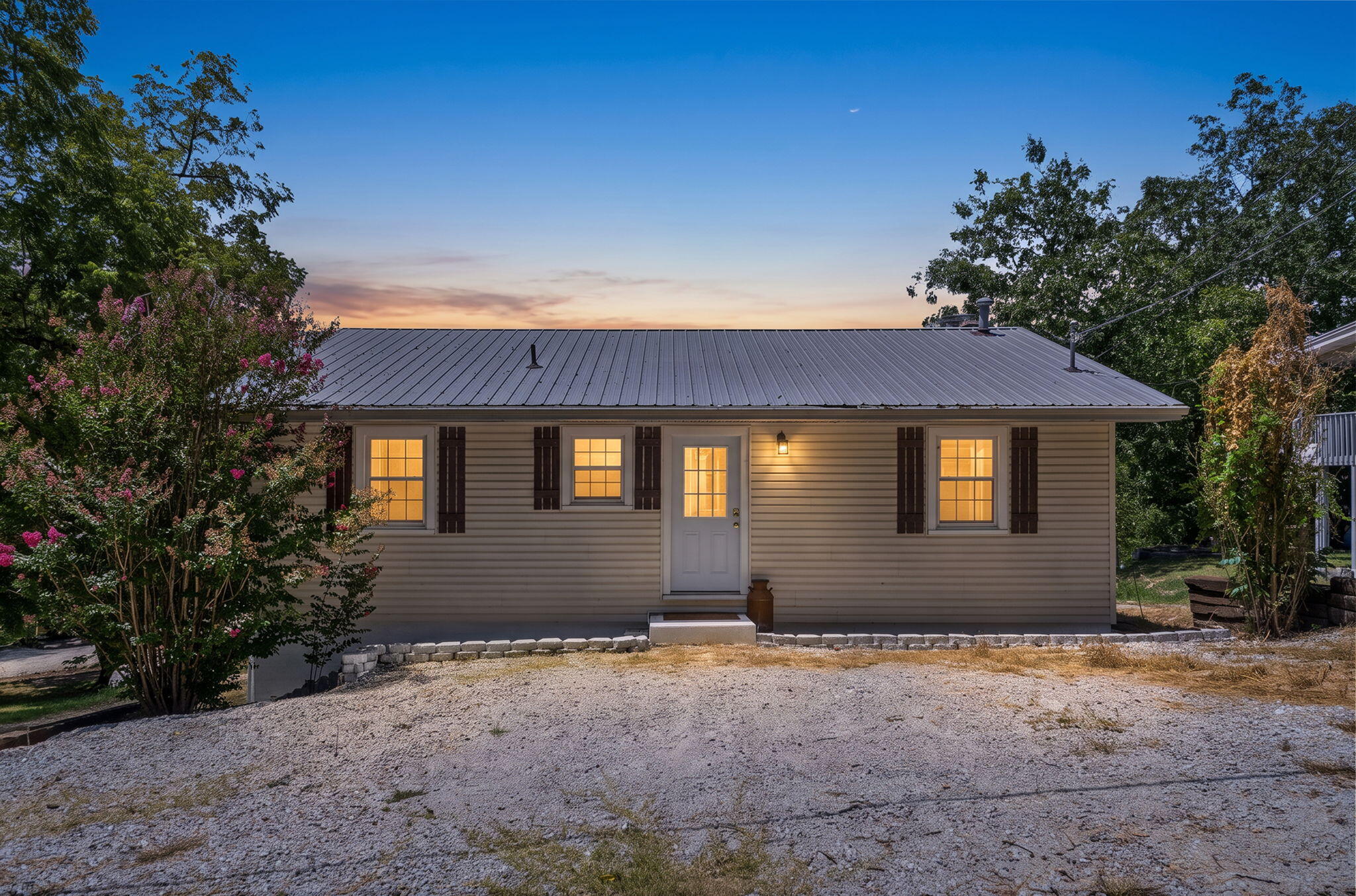 26418 Fisher Cove Lane Property Photo 2