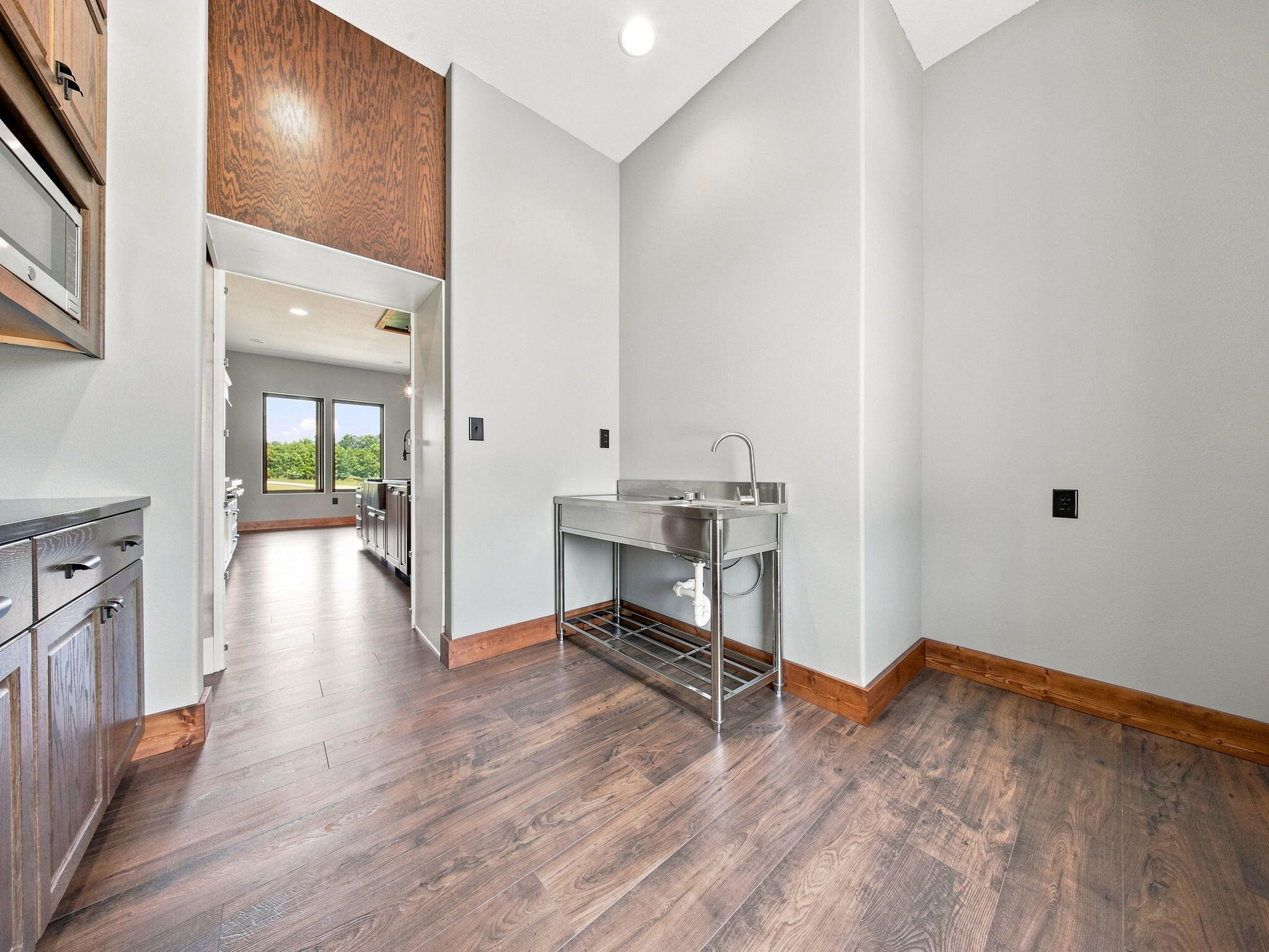 8199 West Farm Road 106 Property Photo 27