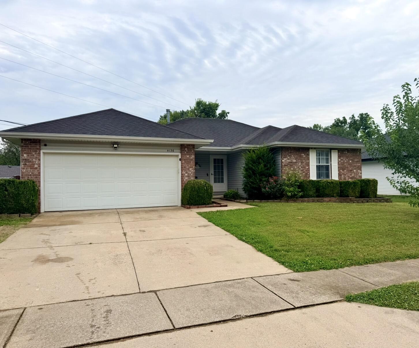 4136 Somerset Drive Property Photo 1