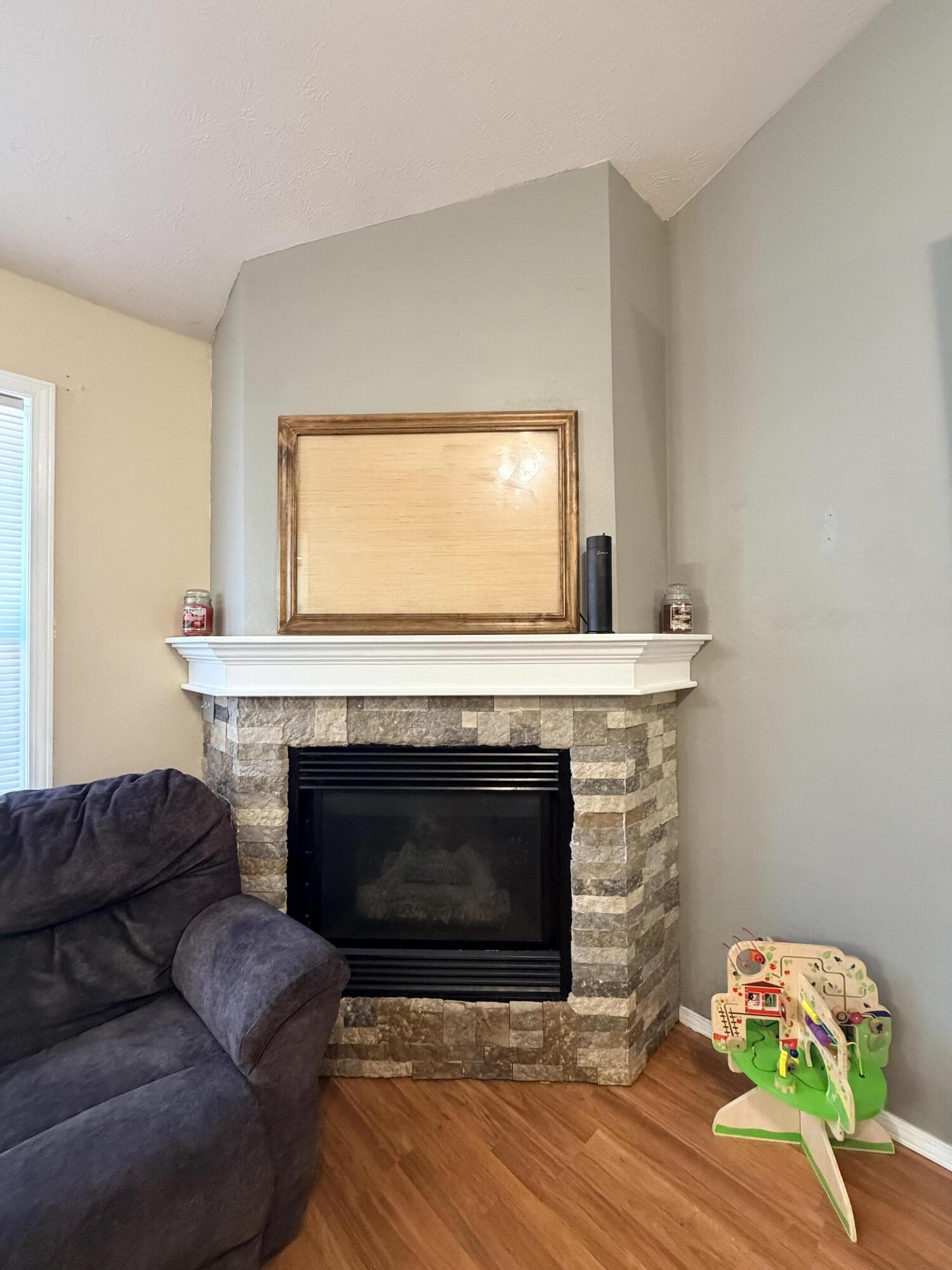 4136 Somerset Drive Property Photo 8