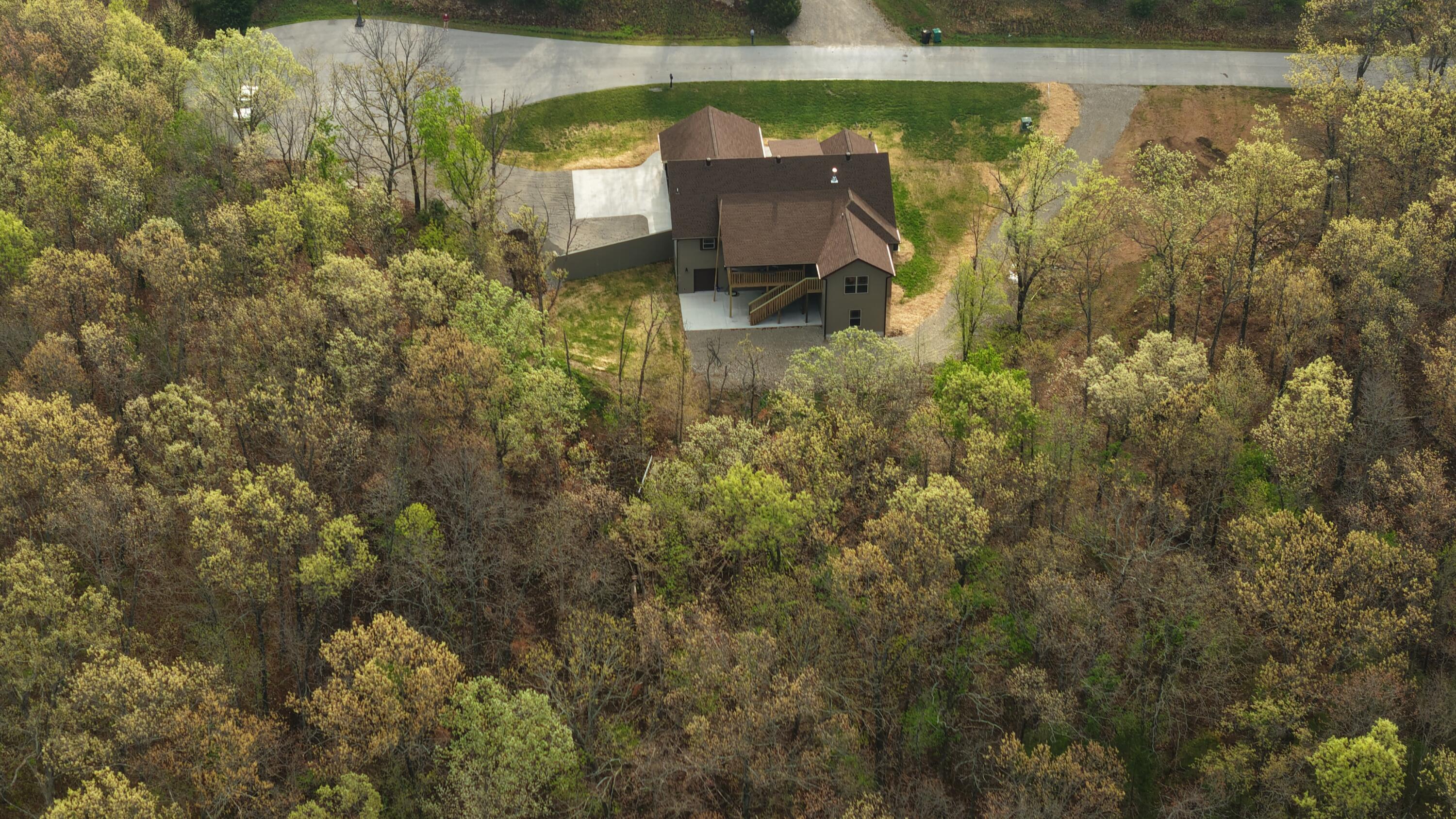 235 Kings Way Drive Property Photo 15