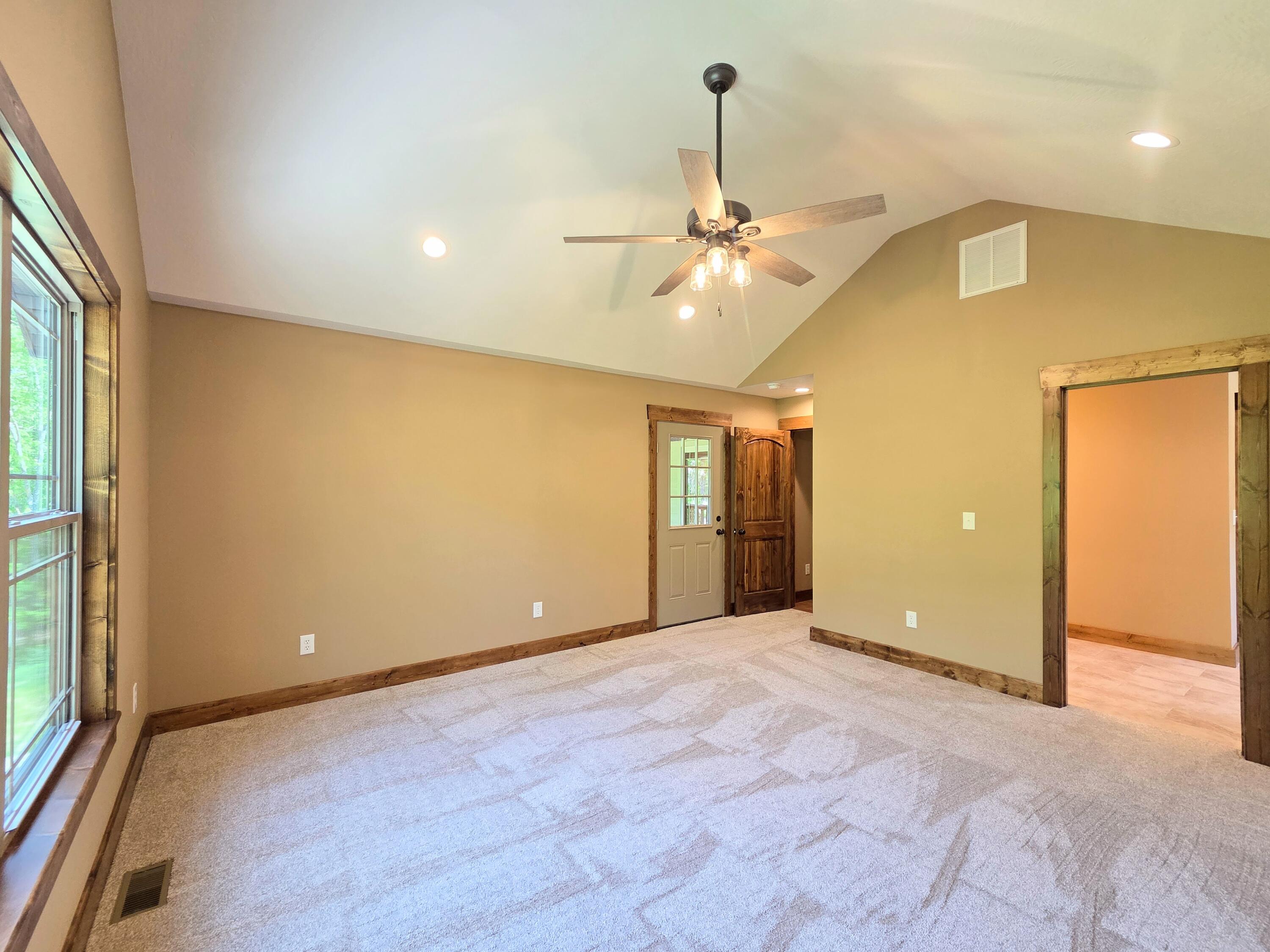 235 Kings Way Drive Property Photo 70
