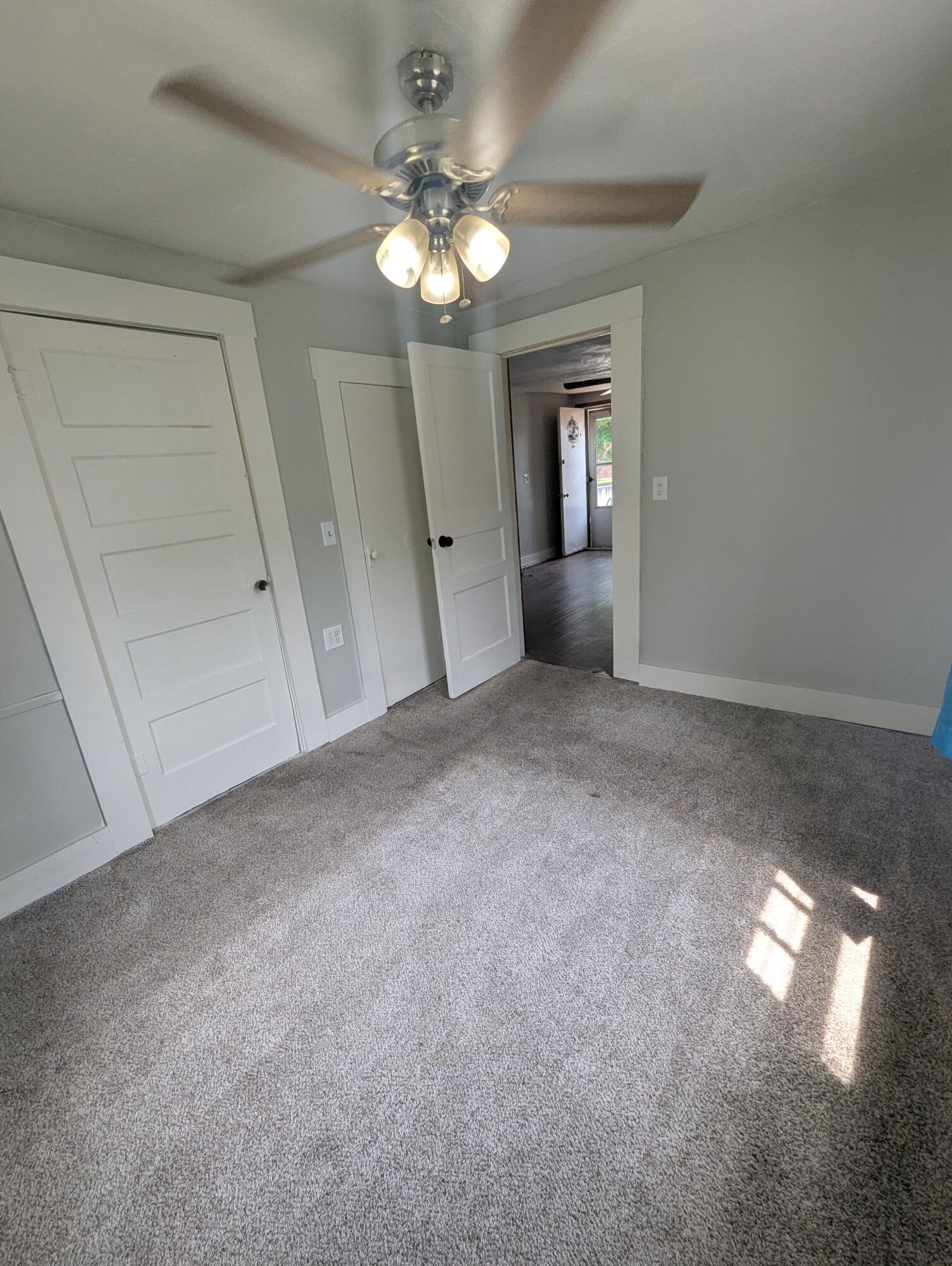18 West Delta Street Property Photo 13
