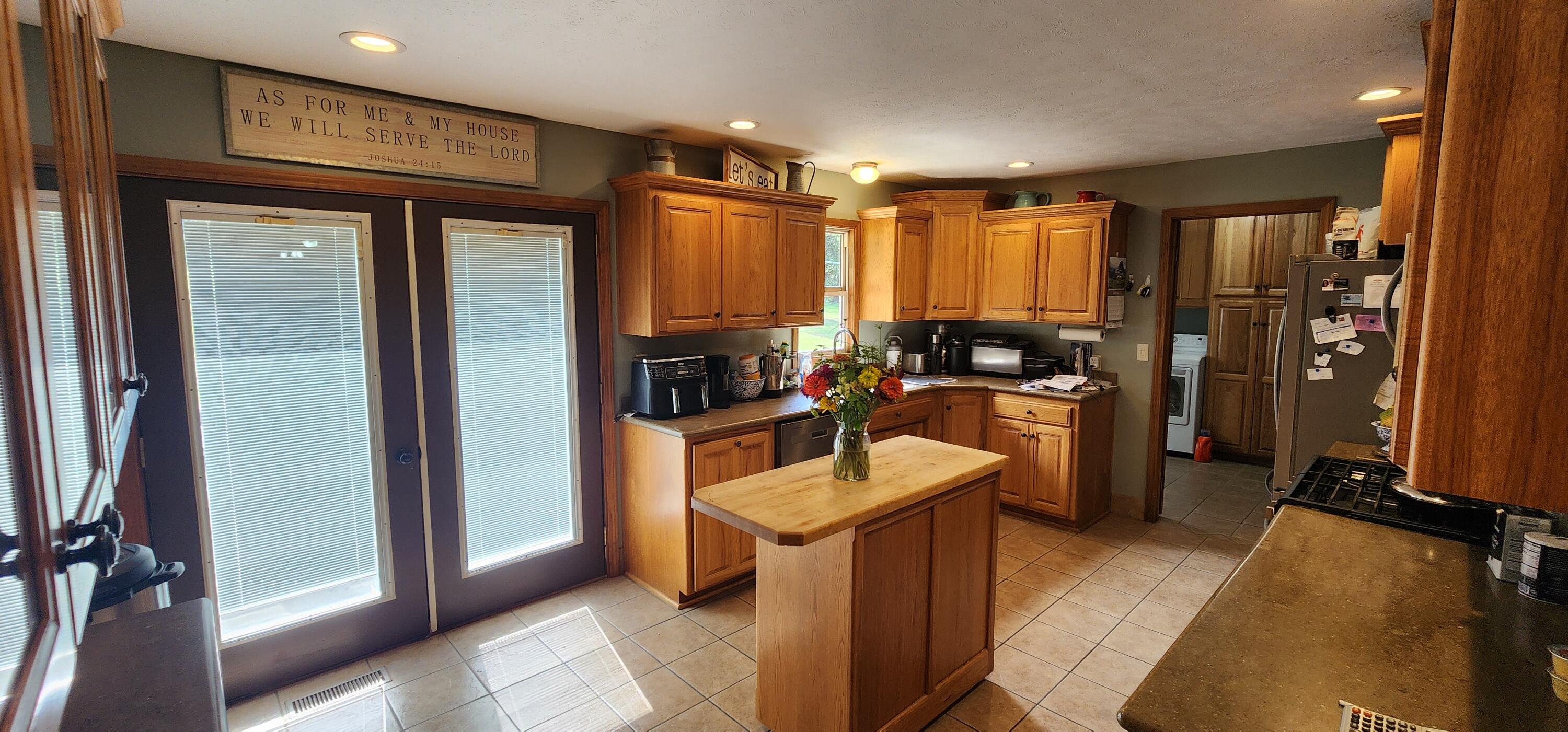 8814 County Road 400-a Property Photo 17