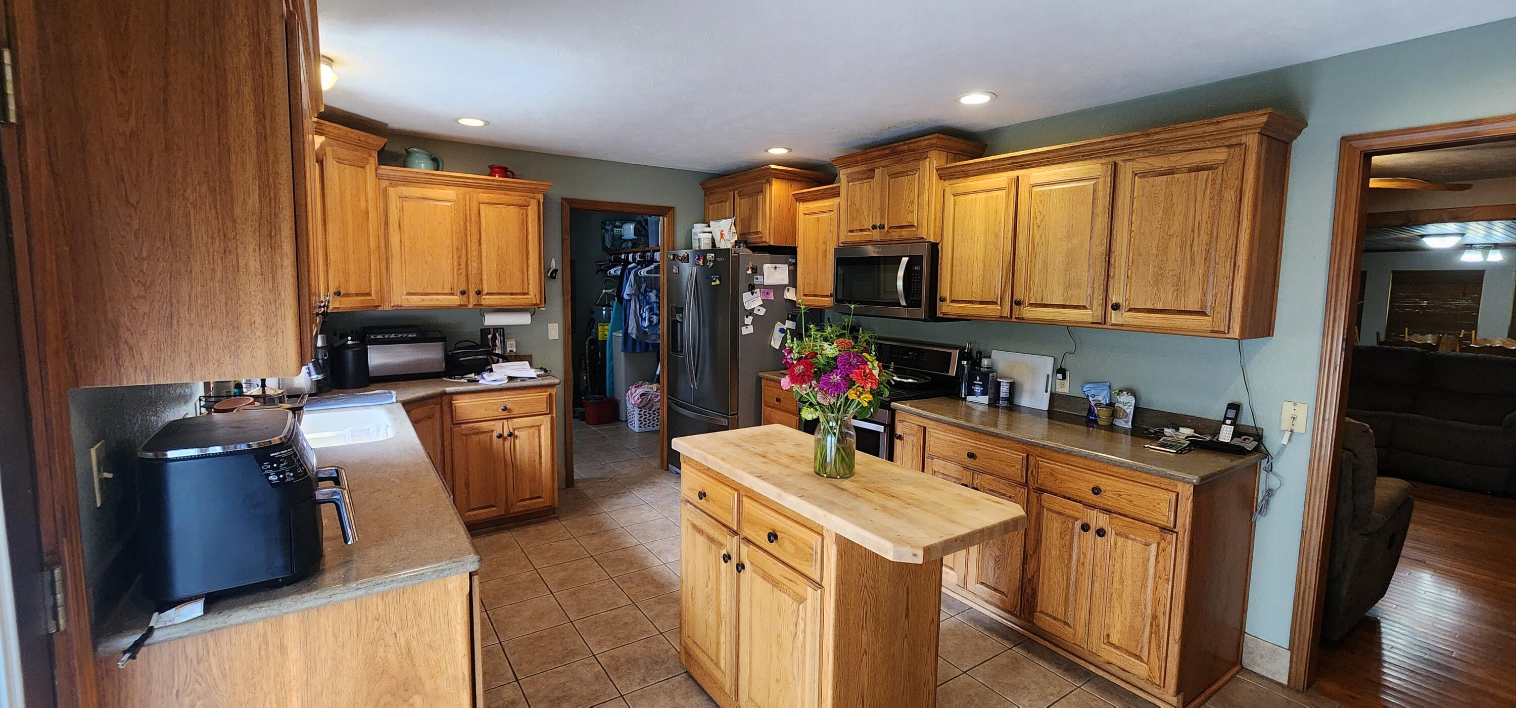 8814 County Road 400-a Property Photo 18