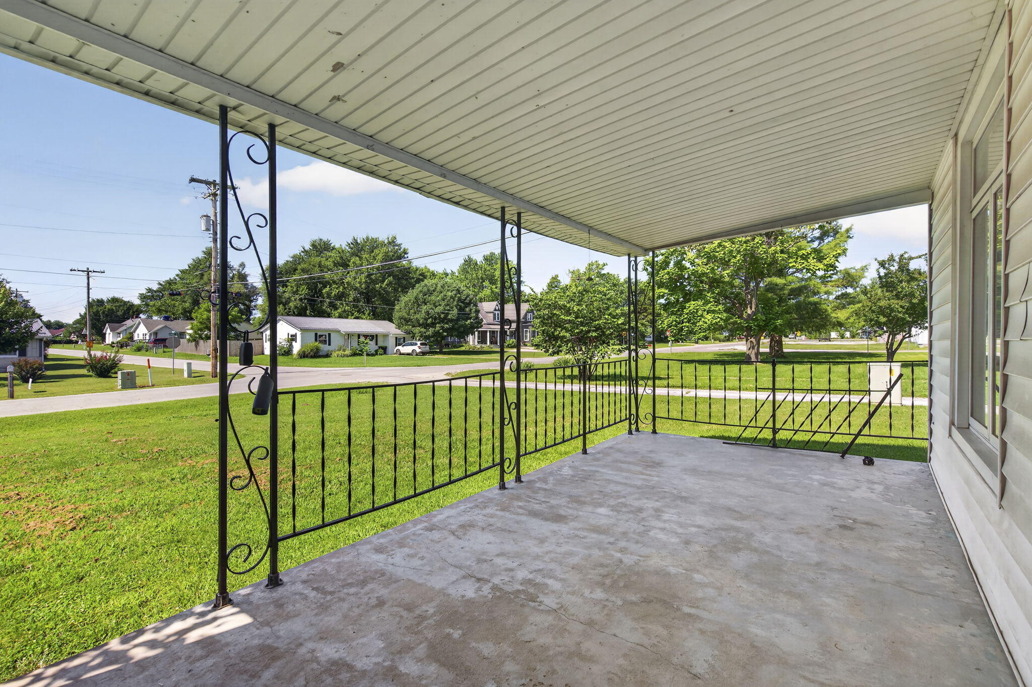 117 East Summit Avenue Property Photo 4
