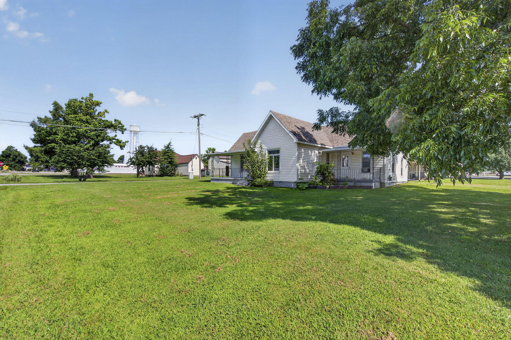 117 East Summit Avenue Property Photo 6