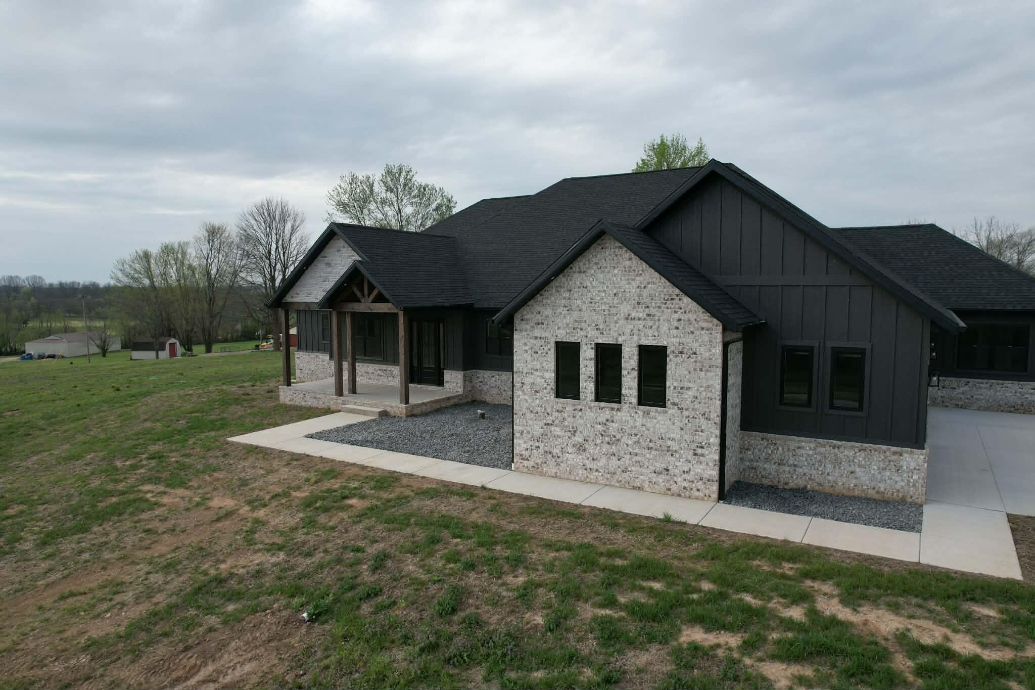 138 Brady Lane Property Photo 28