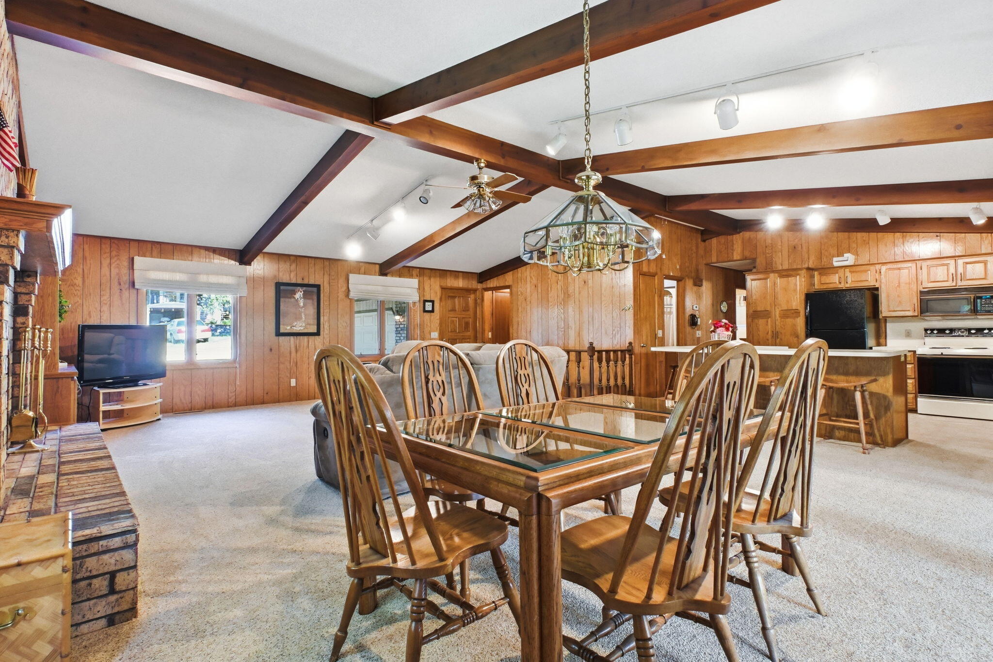 17345 Birch Road Property Photo 8