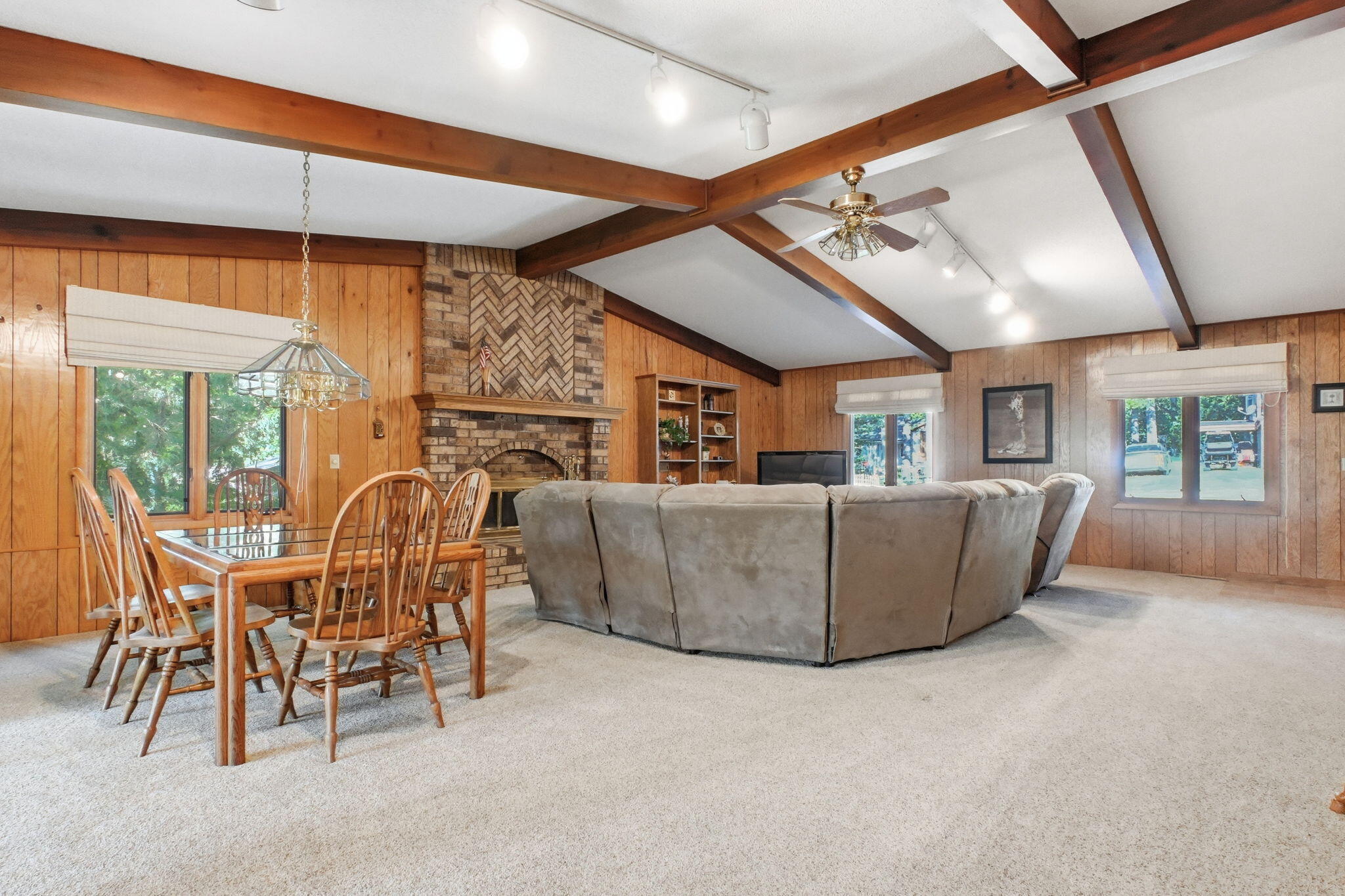 17345 Birch Road Property Photo 9